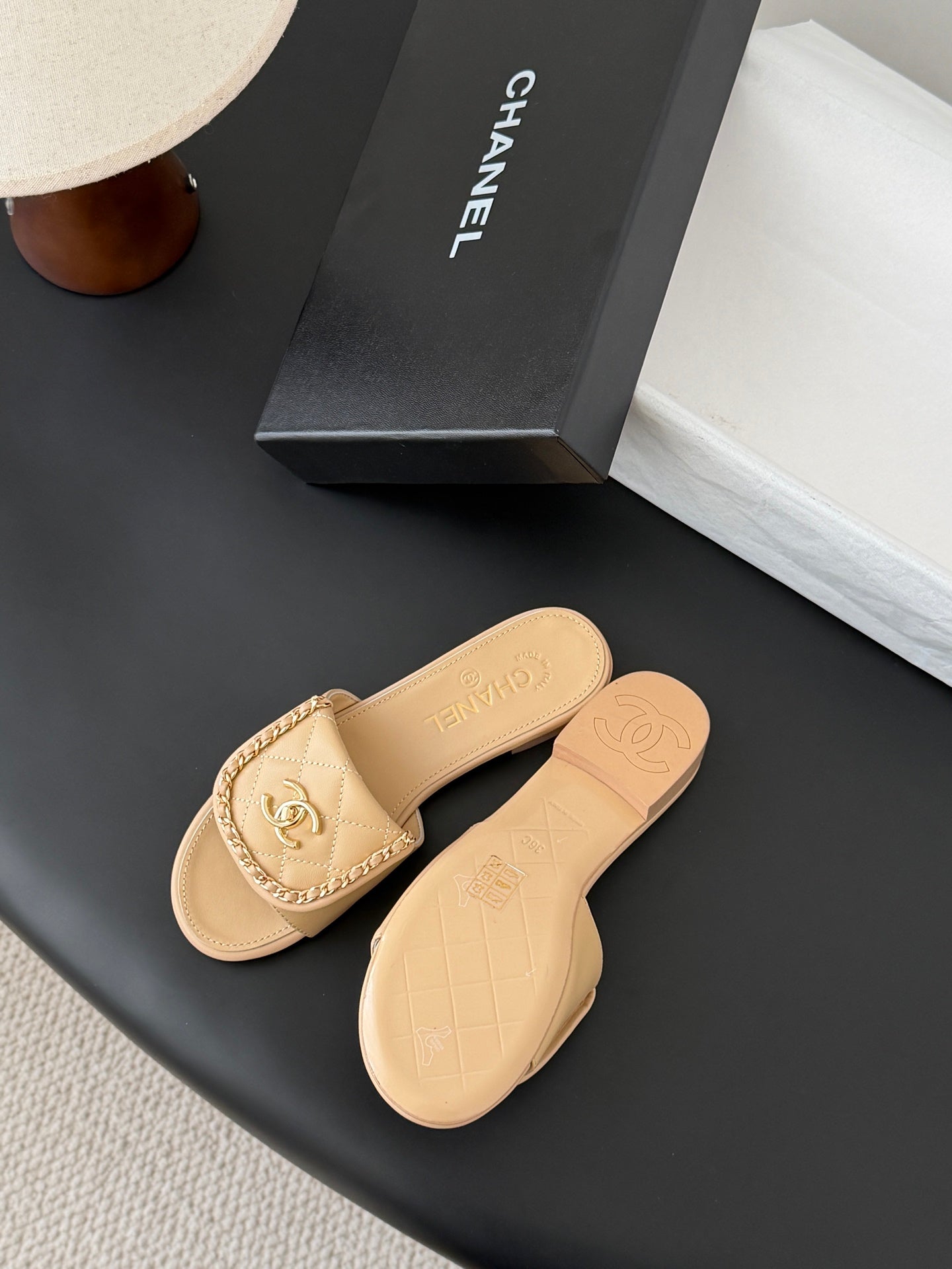 Chan 26ss sandals