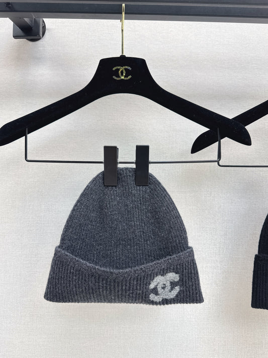 Chan 26ss cashmere hat