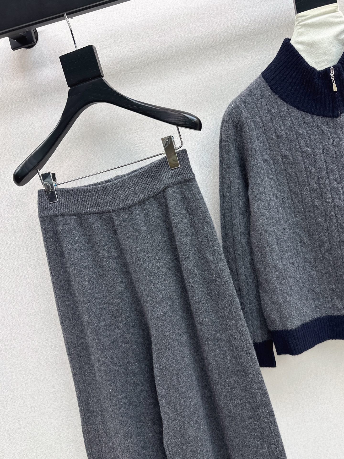 Miu 25fw wool cardigan +wide pants outfit sets