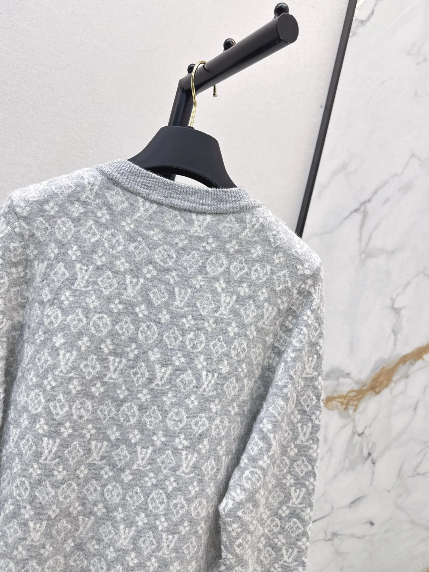 Loui 25fw jacquard cardigan