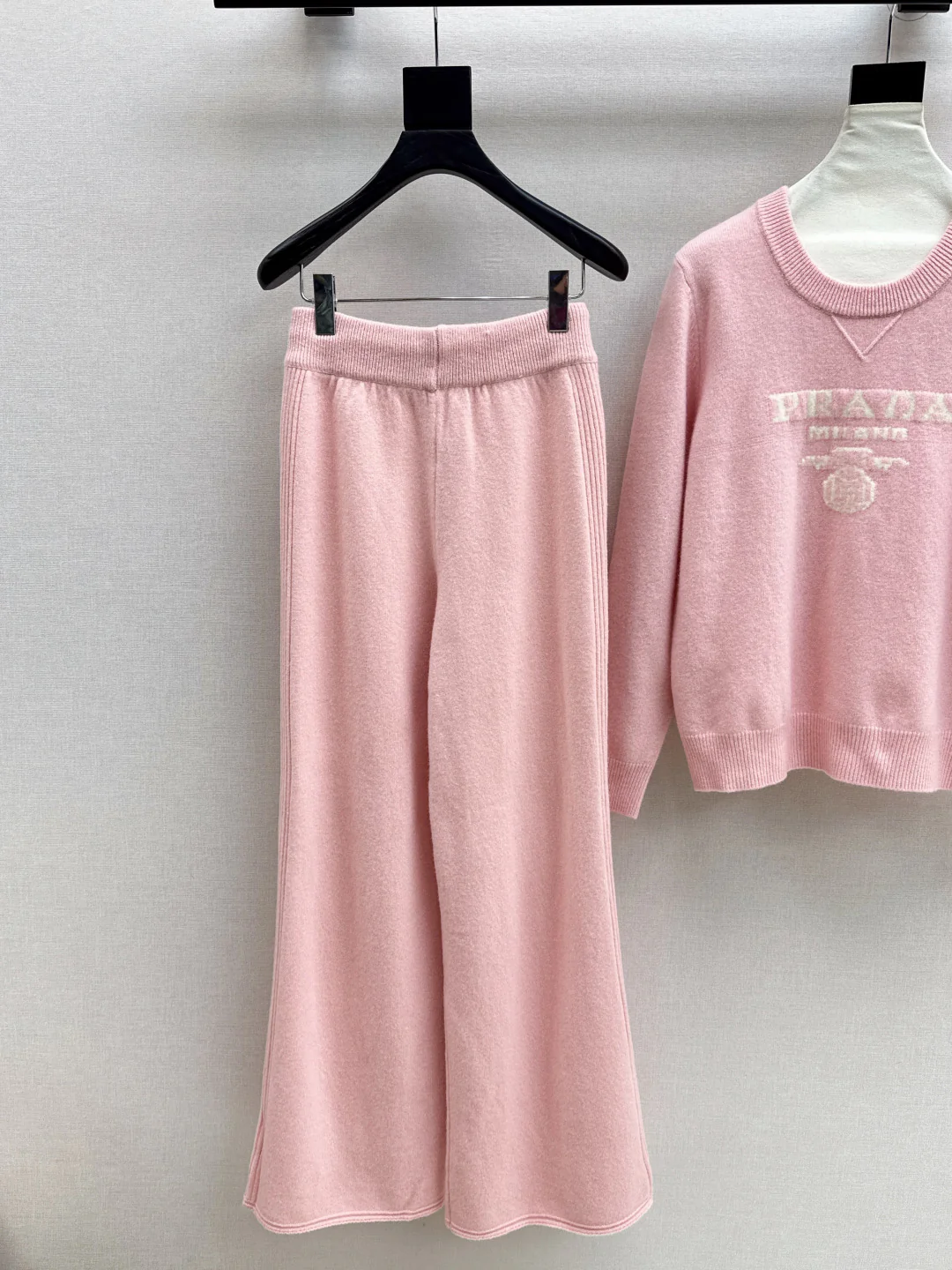 Pra 25fw sweater pants set
