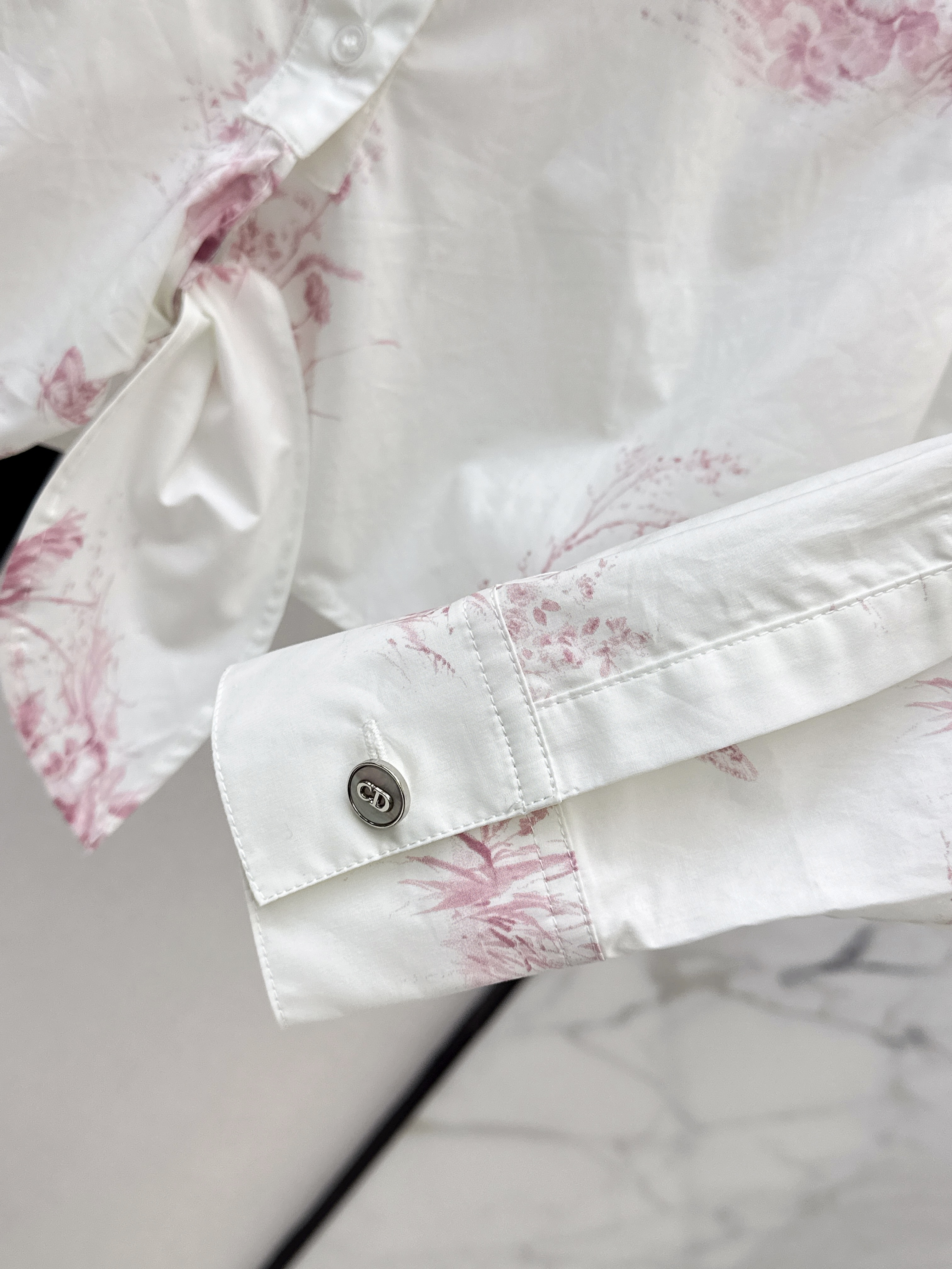 CD 26SS Striped Tie-Front Shirt