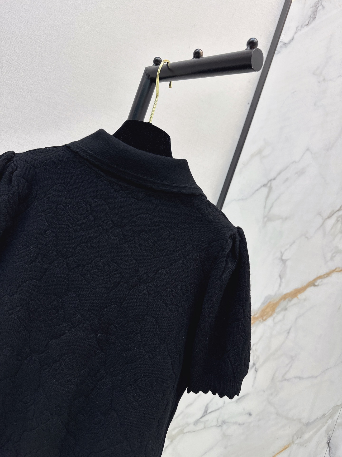 Chan 26ss 3d floarl knit sweater