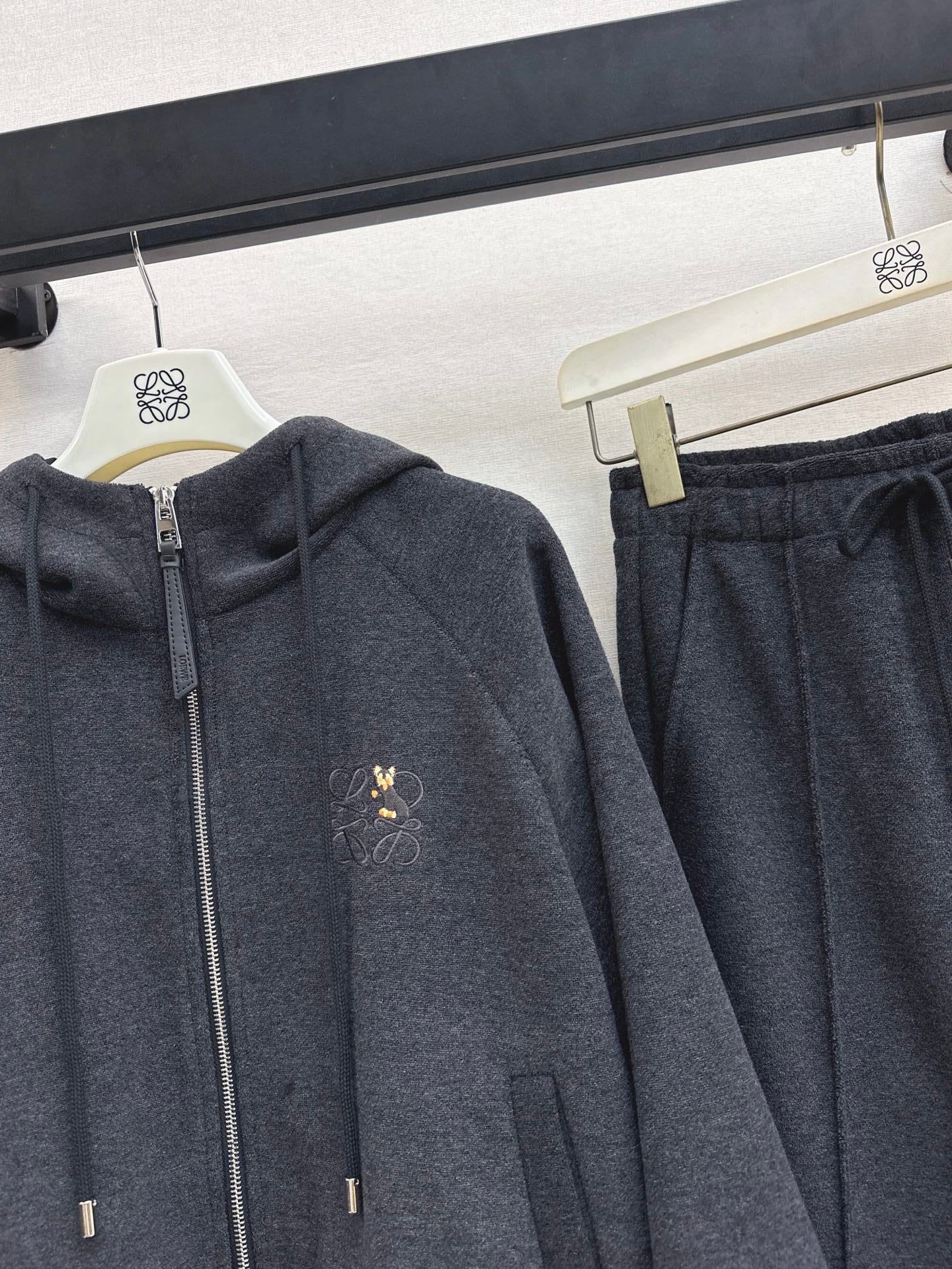 Loe 26ss outfit sets hooded jacket +pant