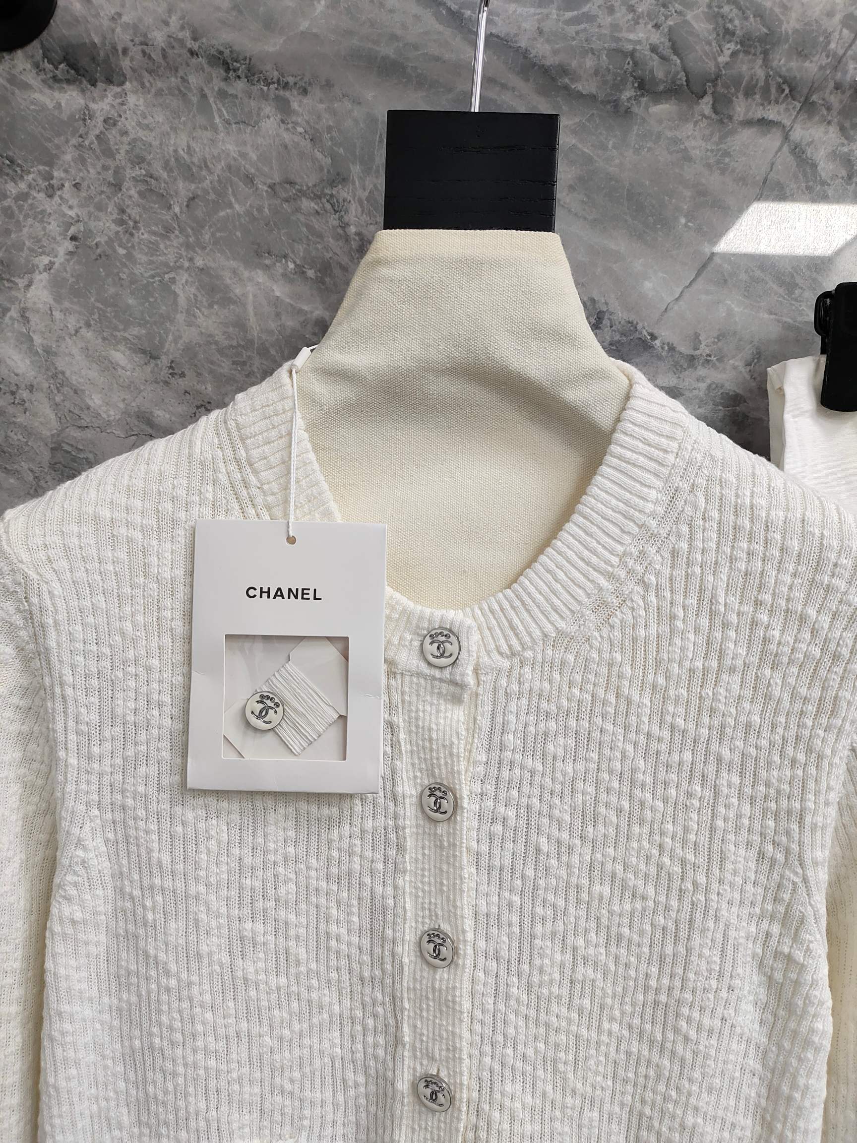 Chan 25ss knit cardigan