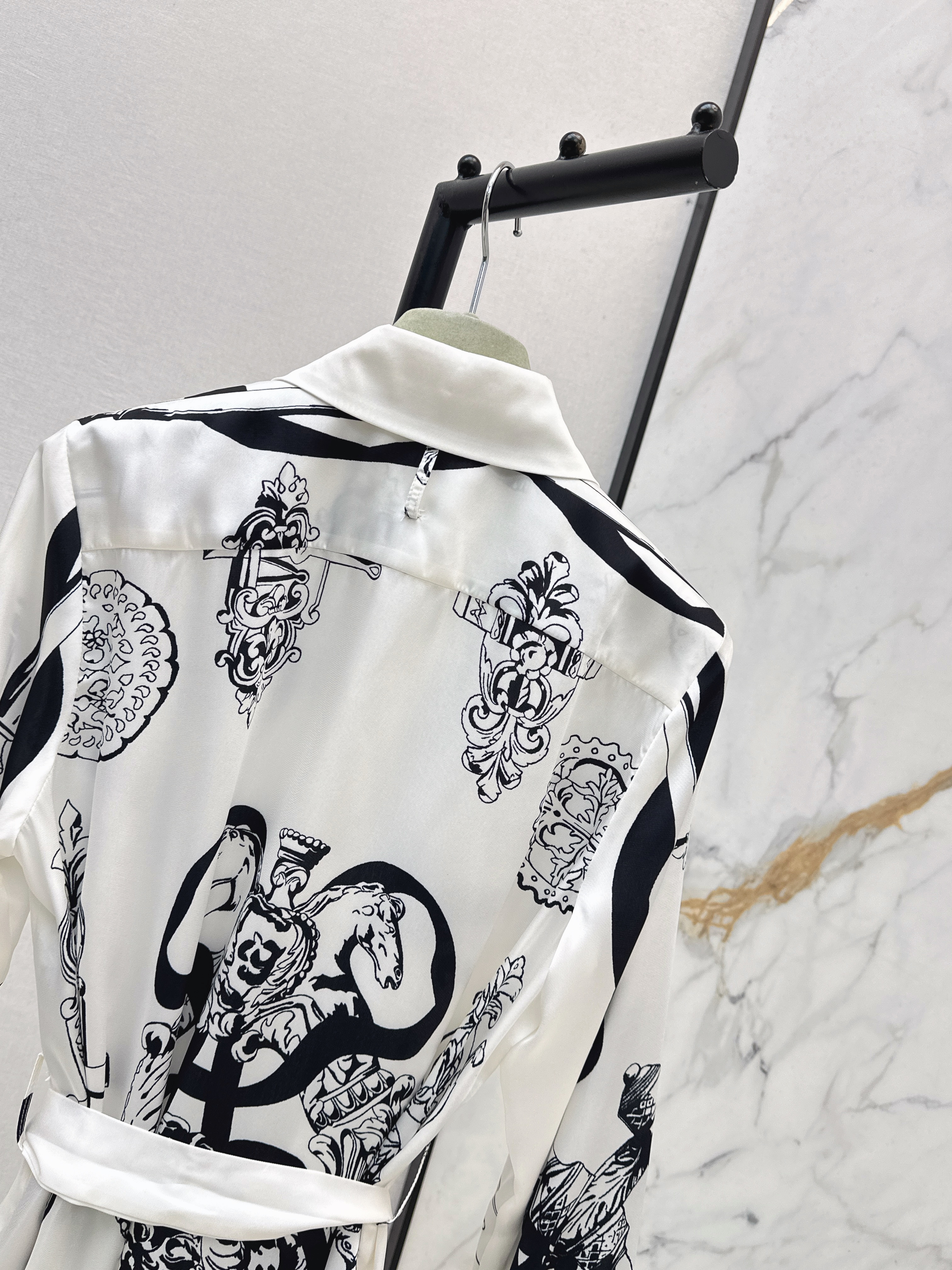 Her 26ss print silk dress