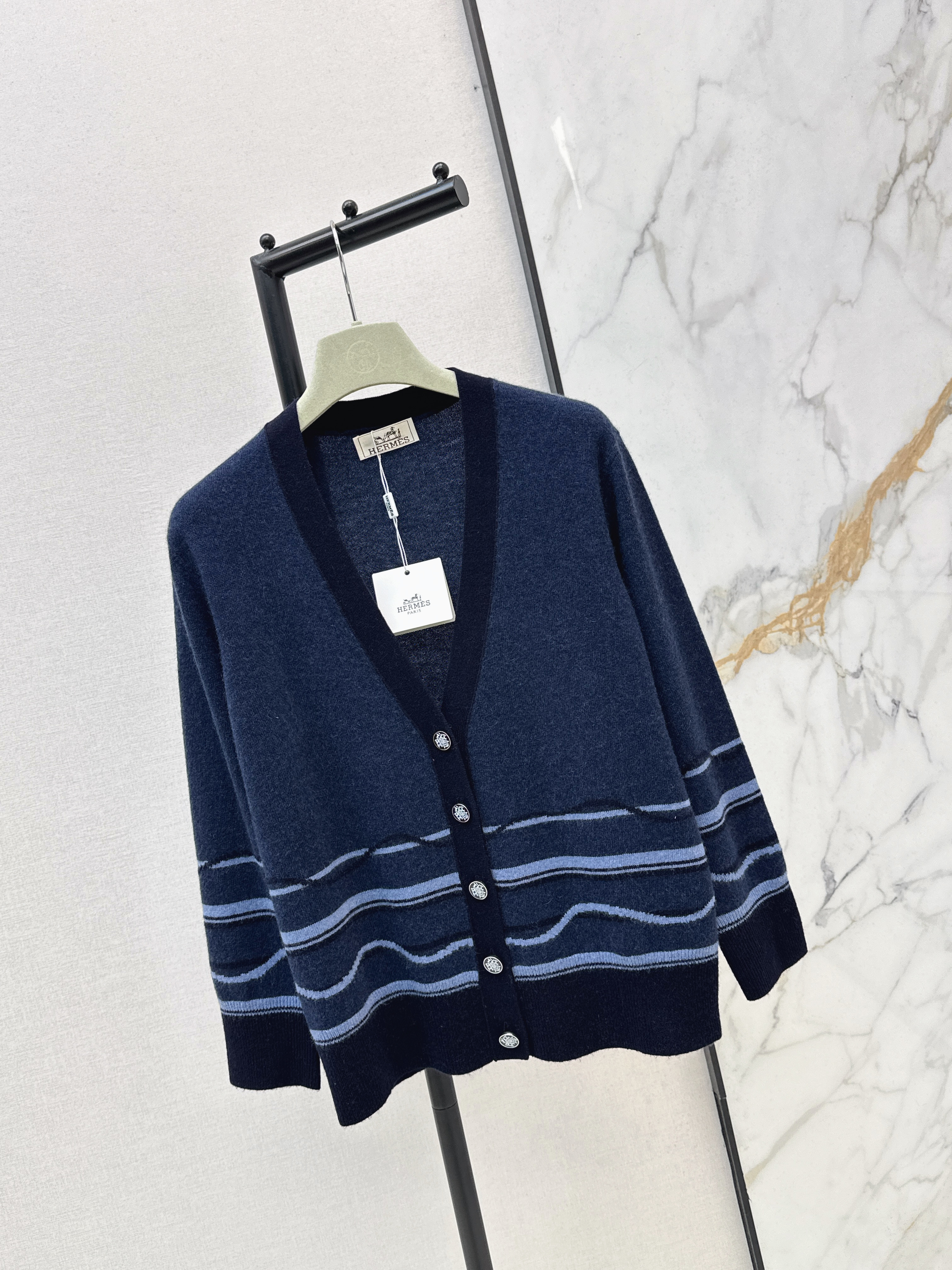 Her 26ss stripe cardigan