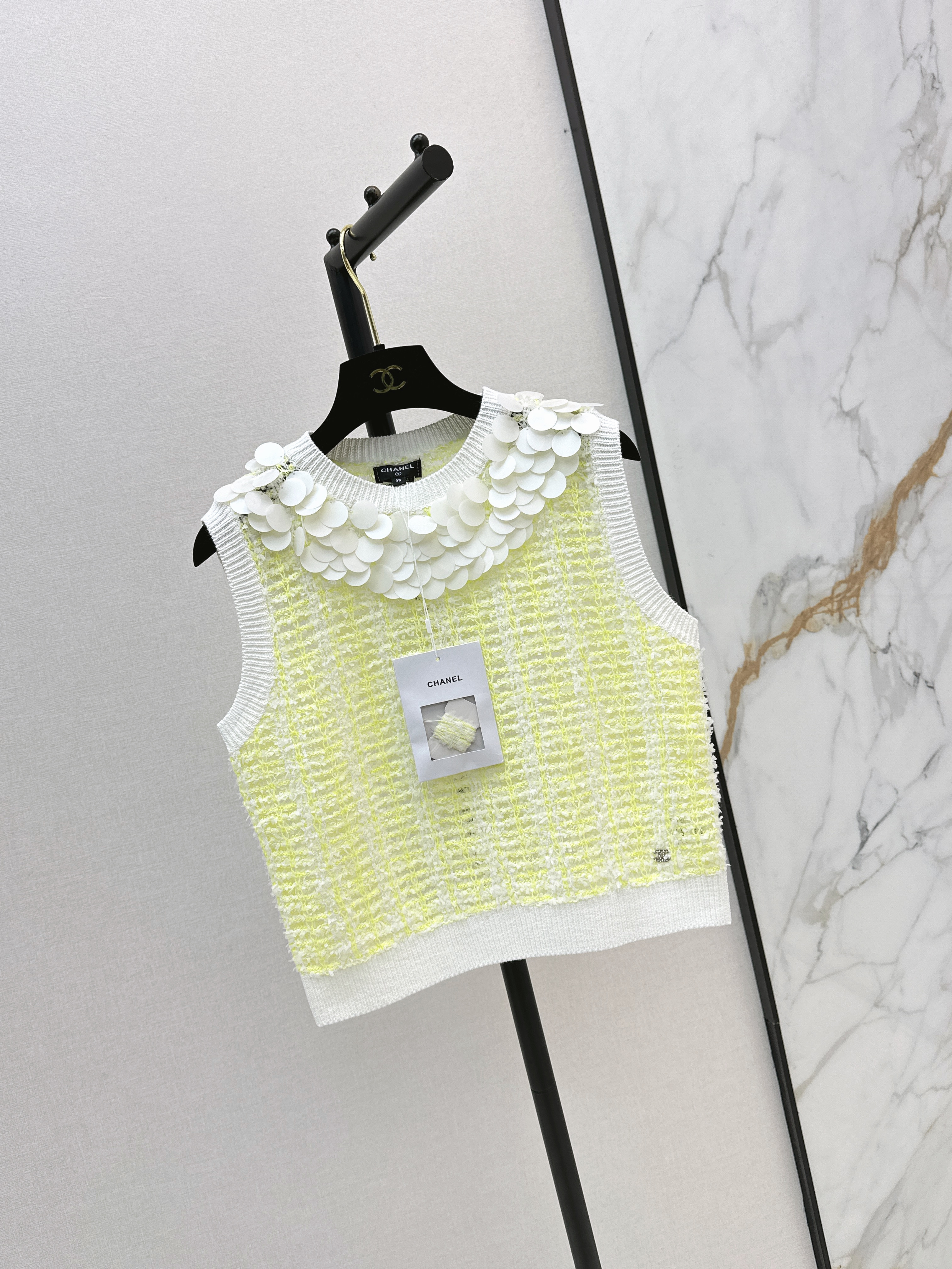 Chan 26ss sleeveless knit top