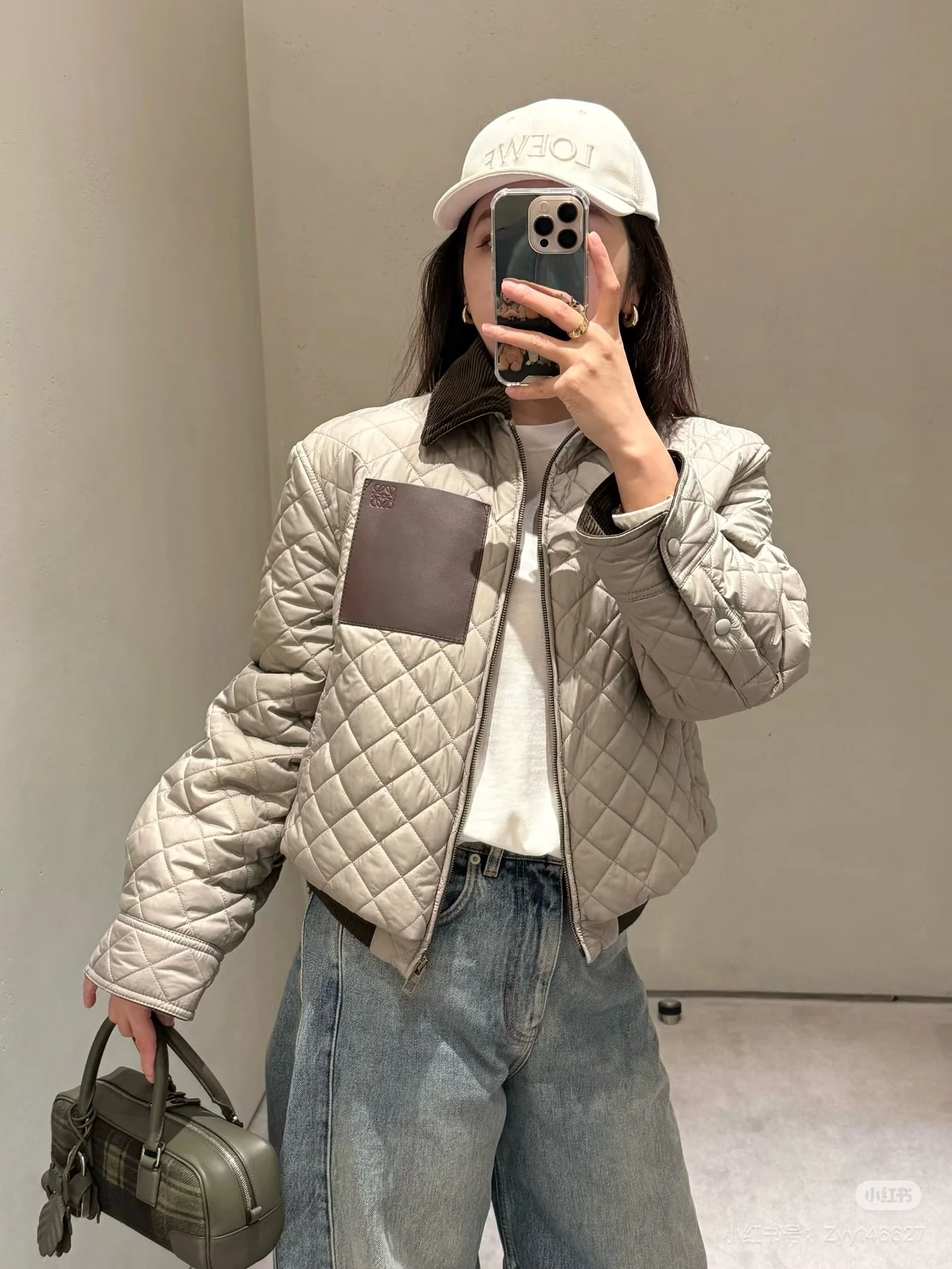 Loe 25fw padded jacket