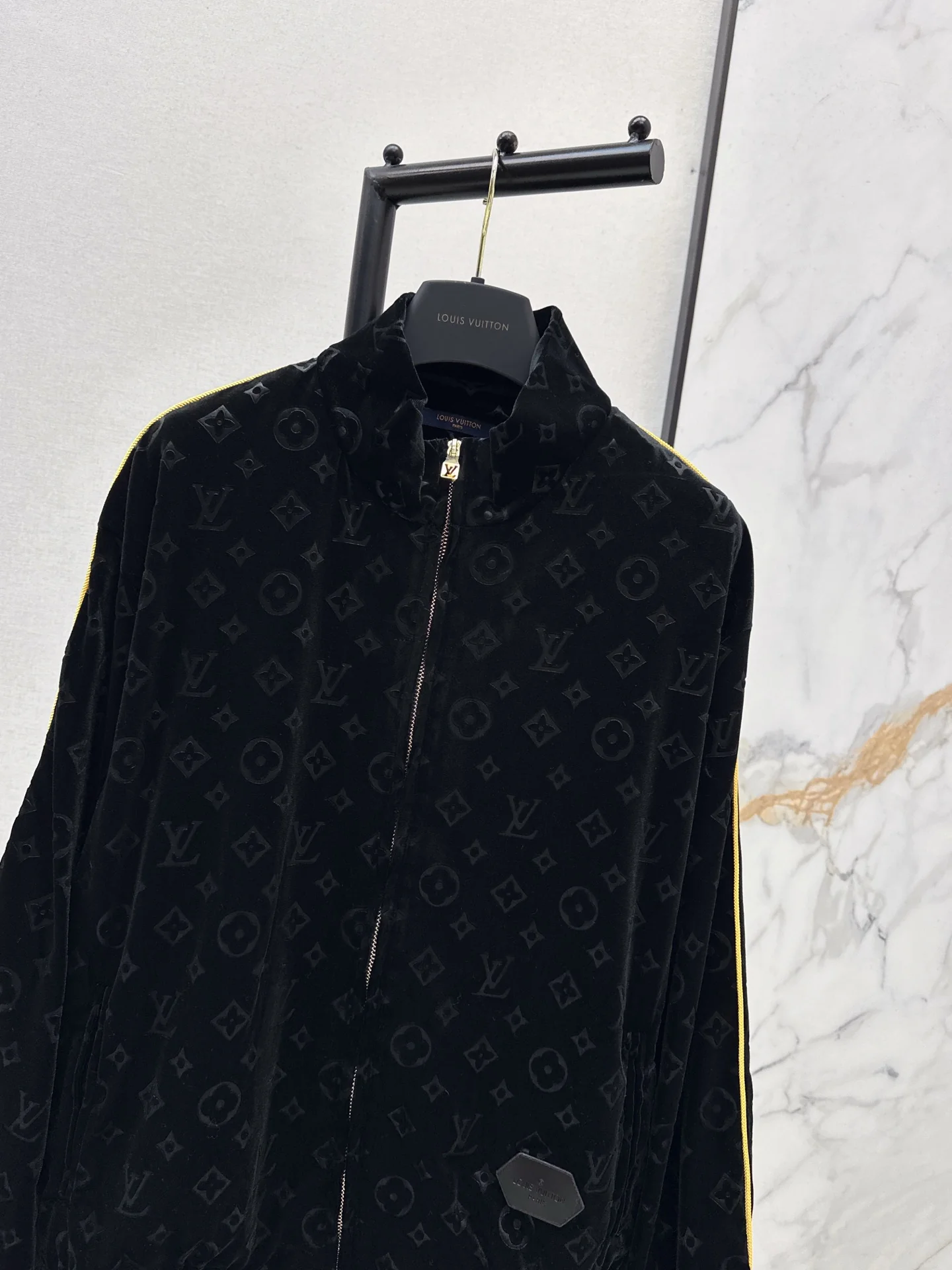 Louis 25fw velvet jacket