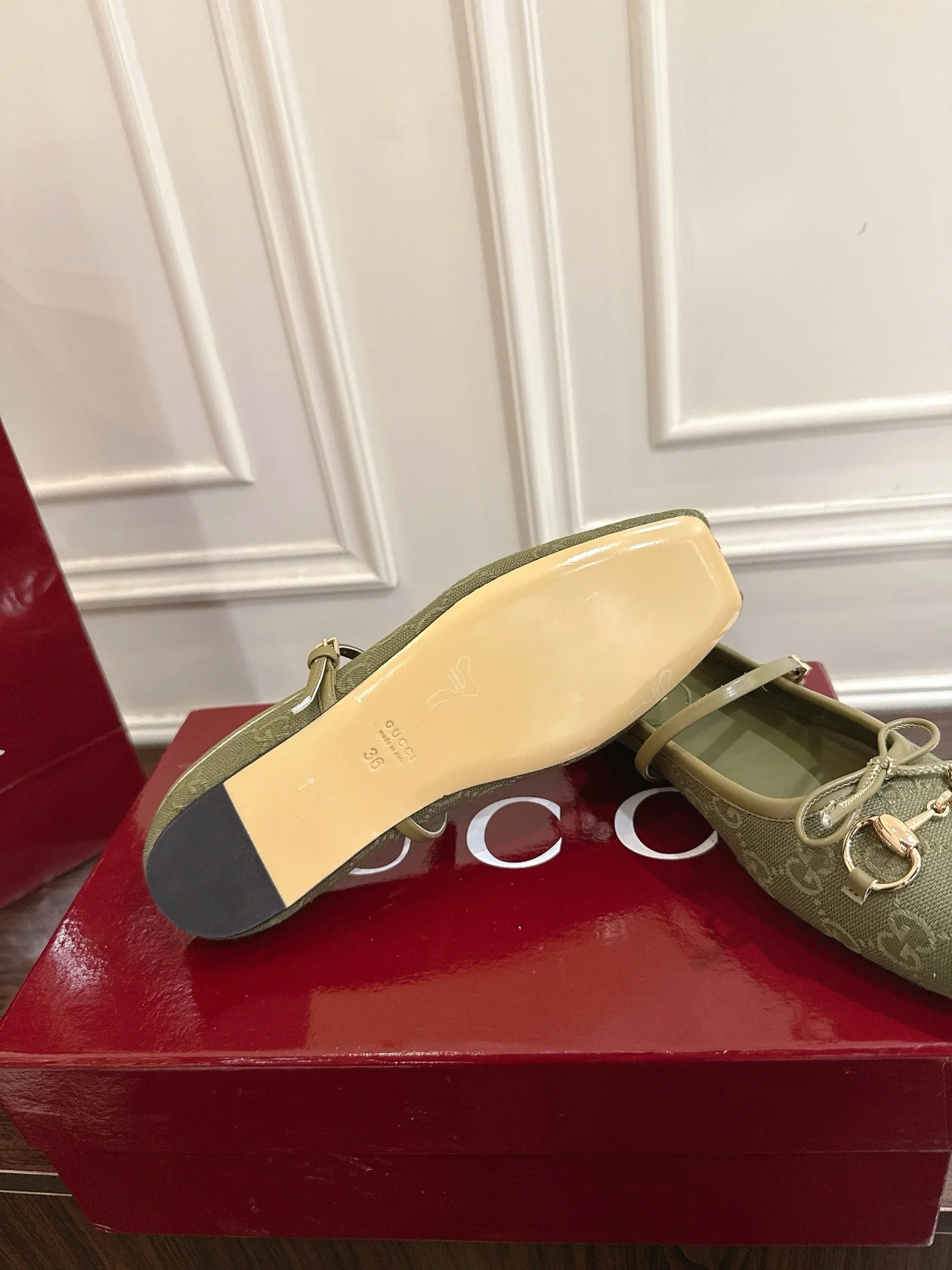 Guc 25fw mules