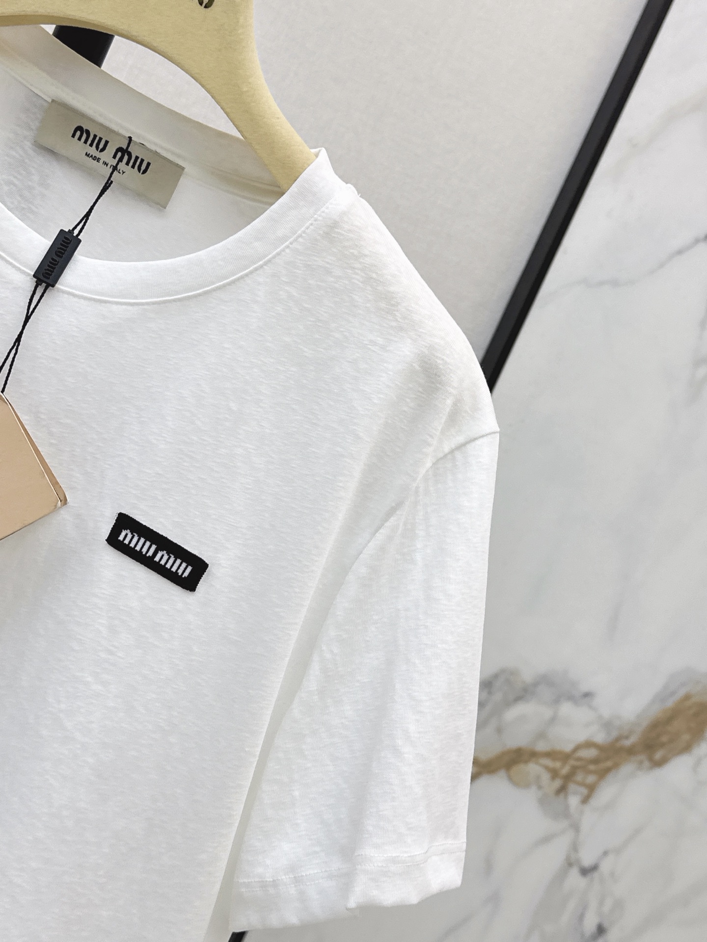 Miu 26ss embroidery t-shirt
