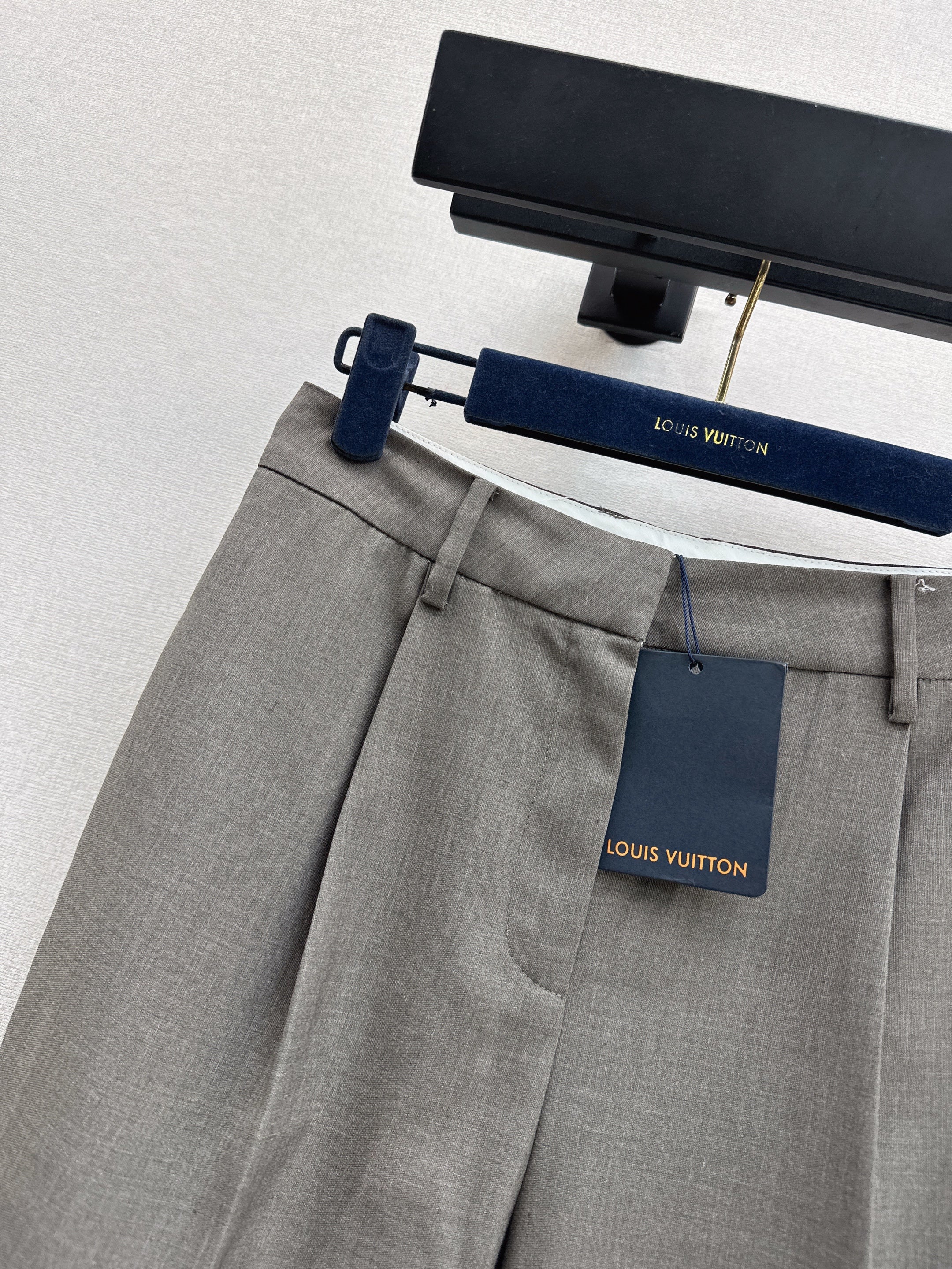 Louis 26ss suit pants