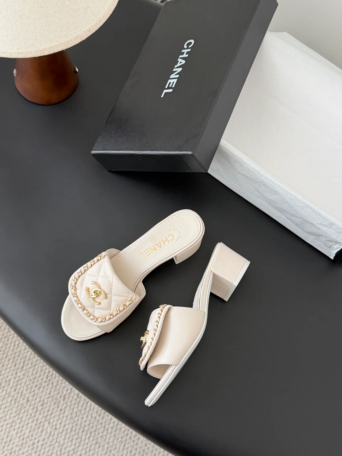 Chan 26ss chunky sandals