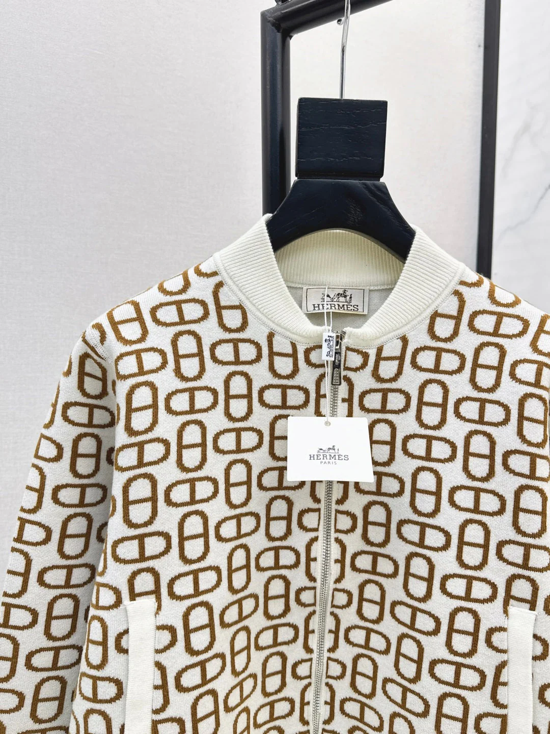 Her 25fw jacquard jakcet