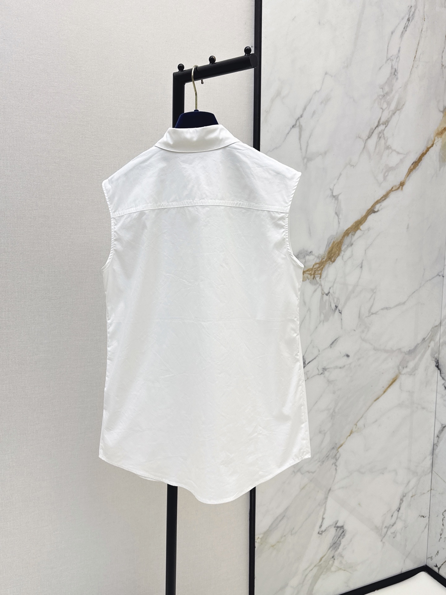 Loui 26ss sleeveless bow shirt