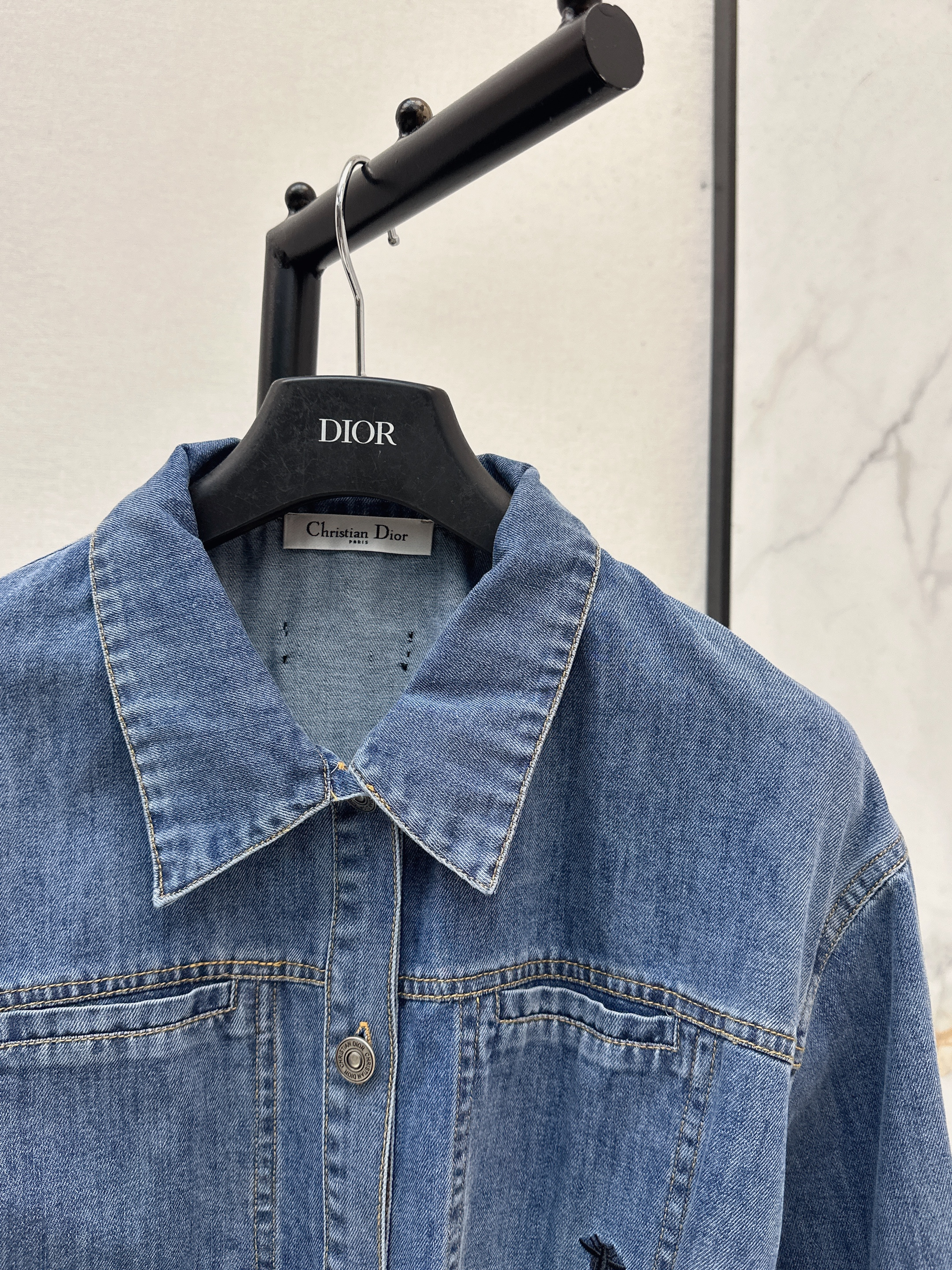 CD 26ss belted denim shirt