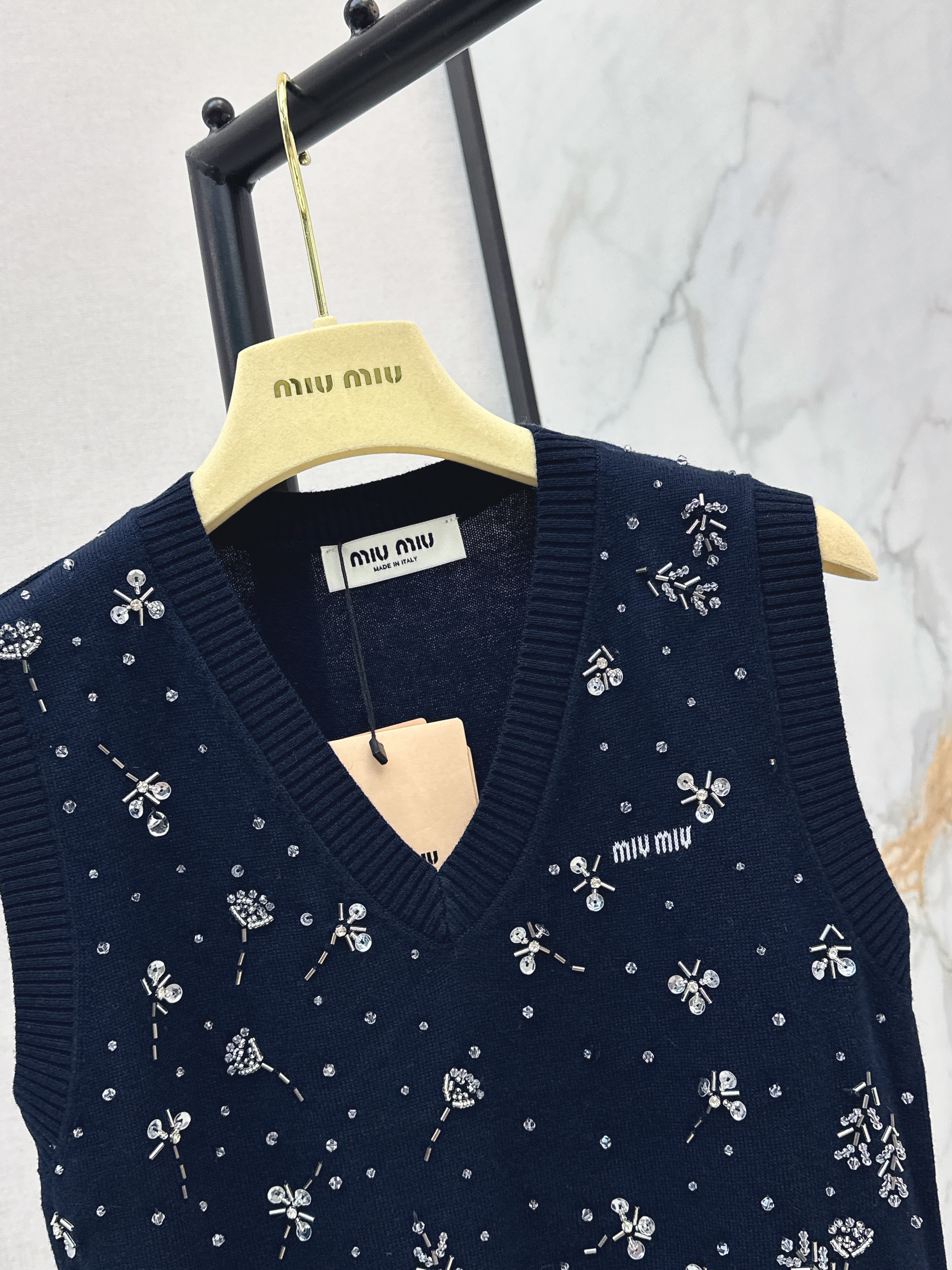 Miu 26ss beading knit vest