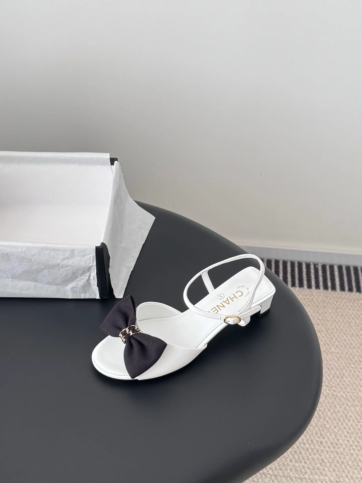 Chan 26ss bow sandel