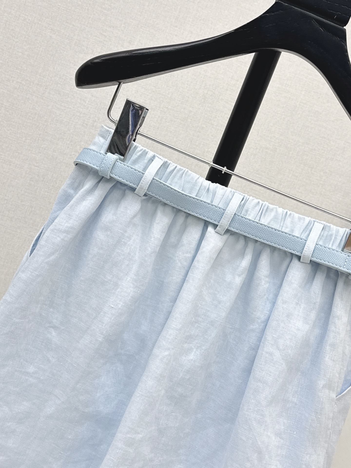Her 26ss belted skirt
