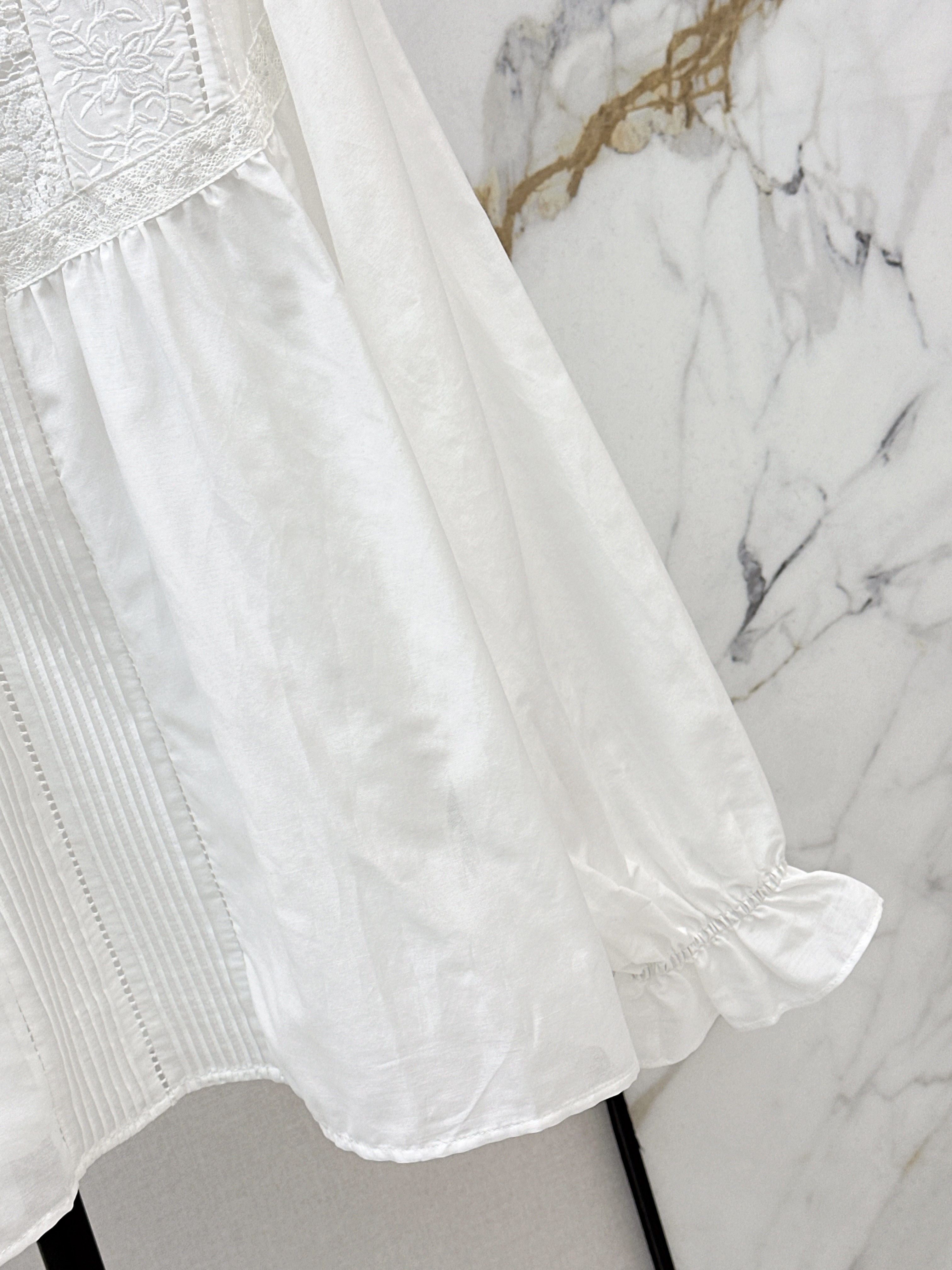 ES 26ss hollow lace shirt