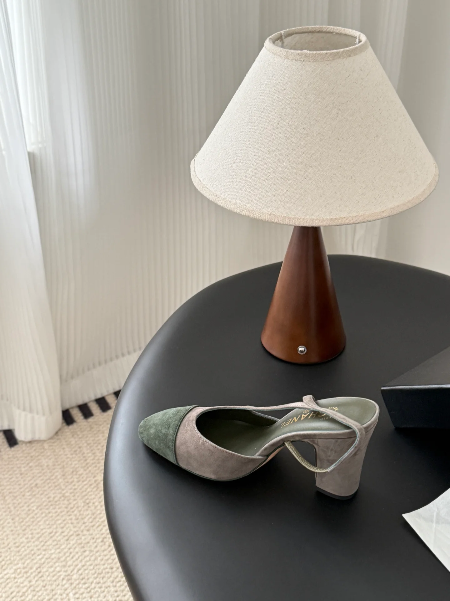 Chan 25fw slingback heels