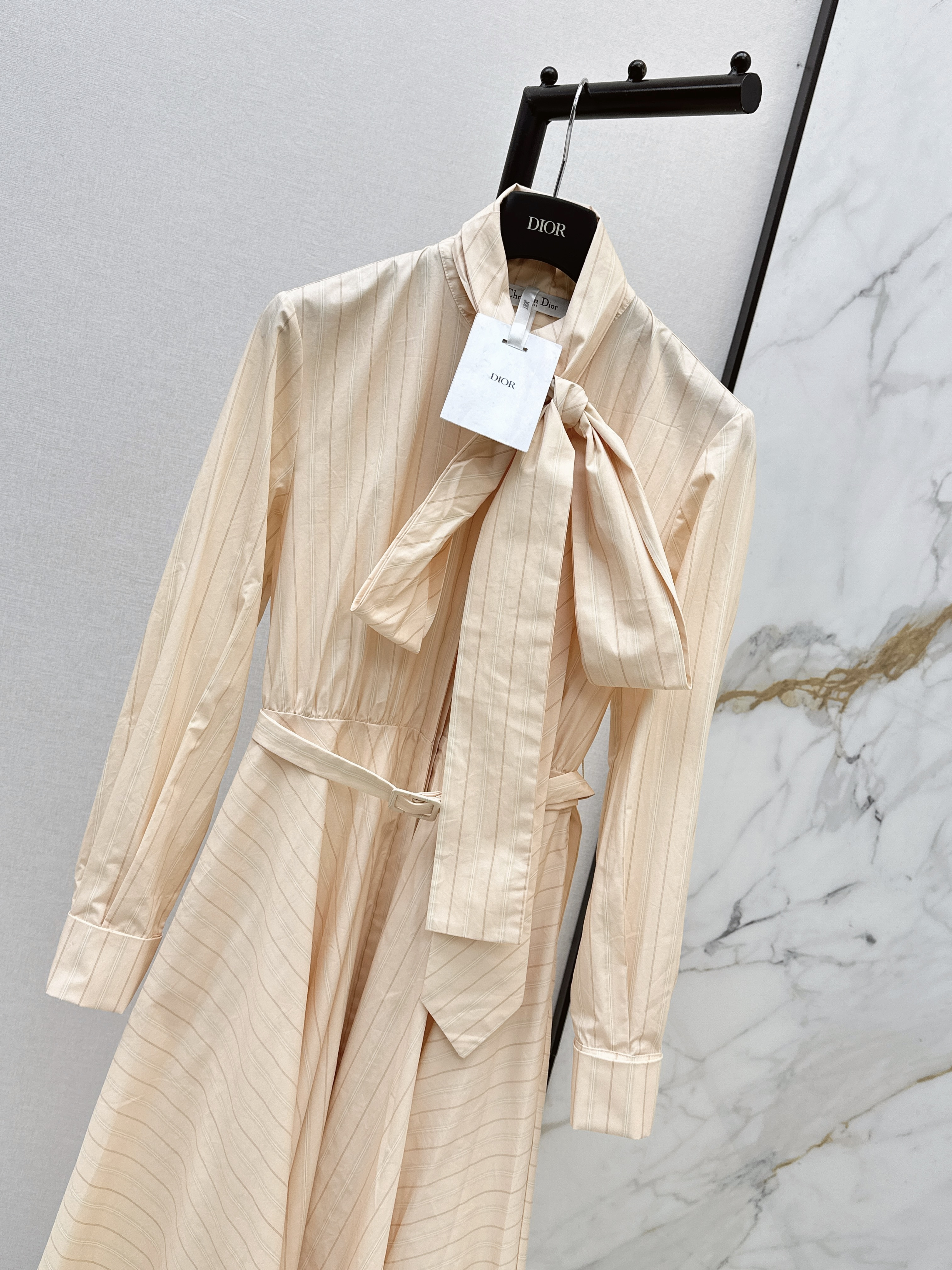 CD 26ss stripe ribbon dress