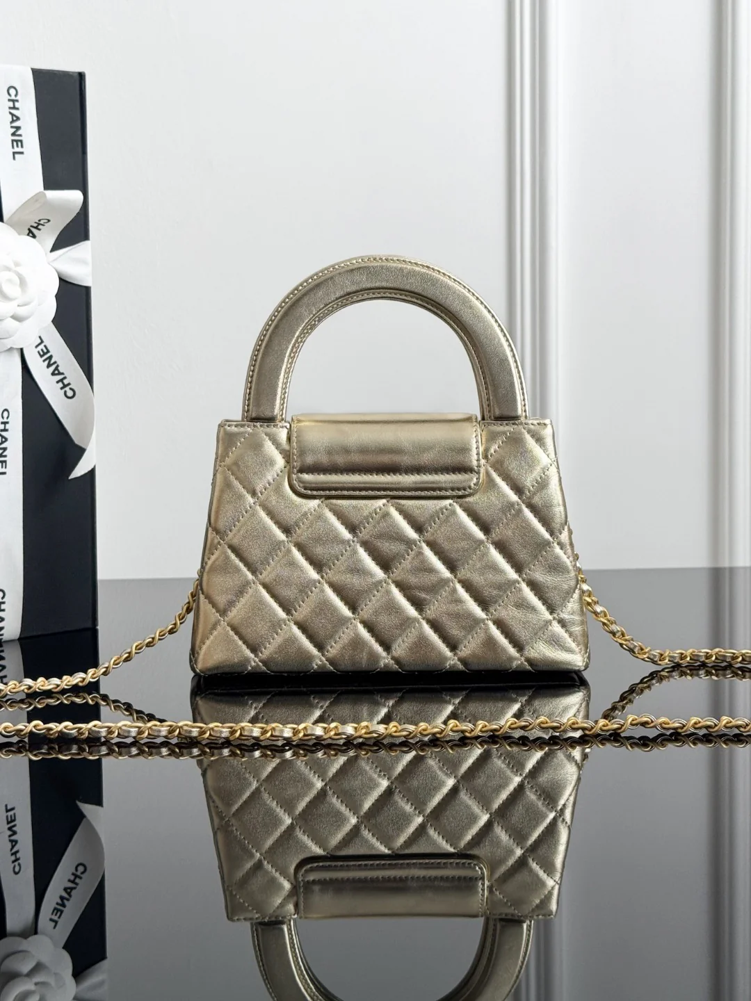 Chan 25A kelly bag with chain