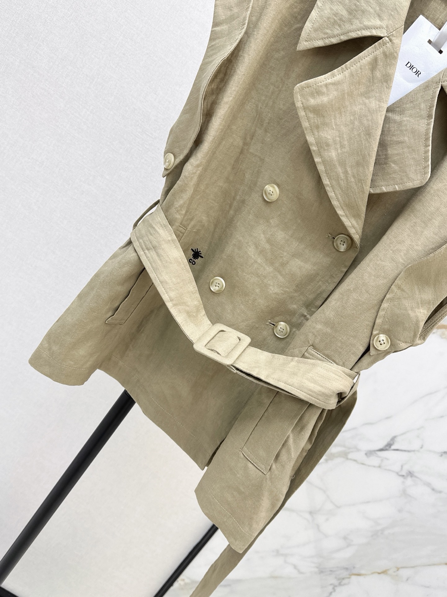 CD 26ss sleeveless belted shirt