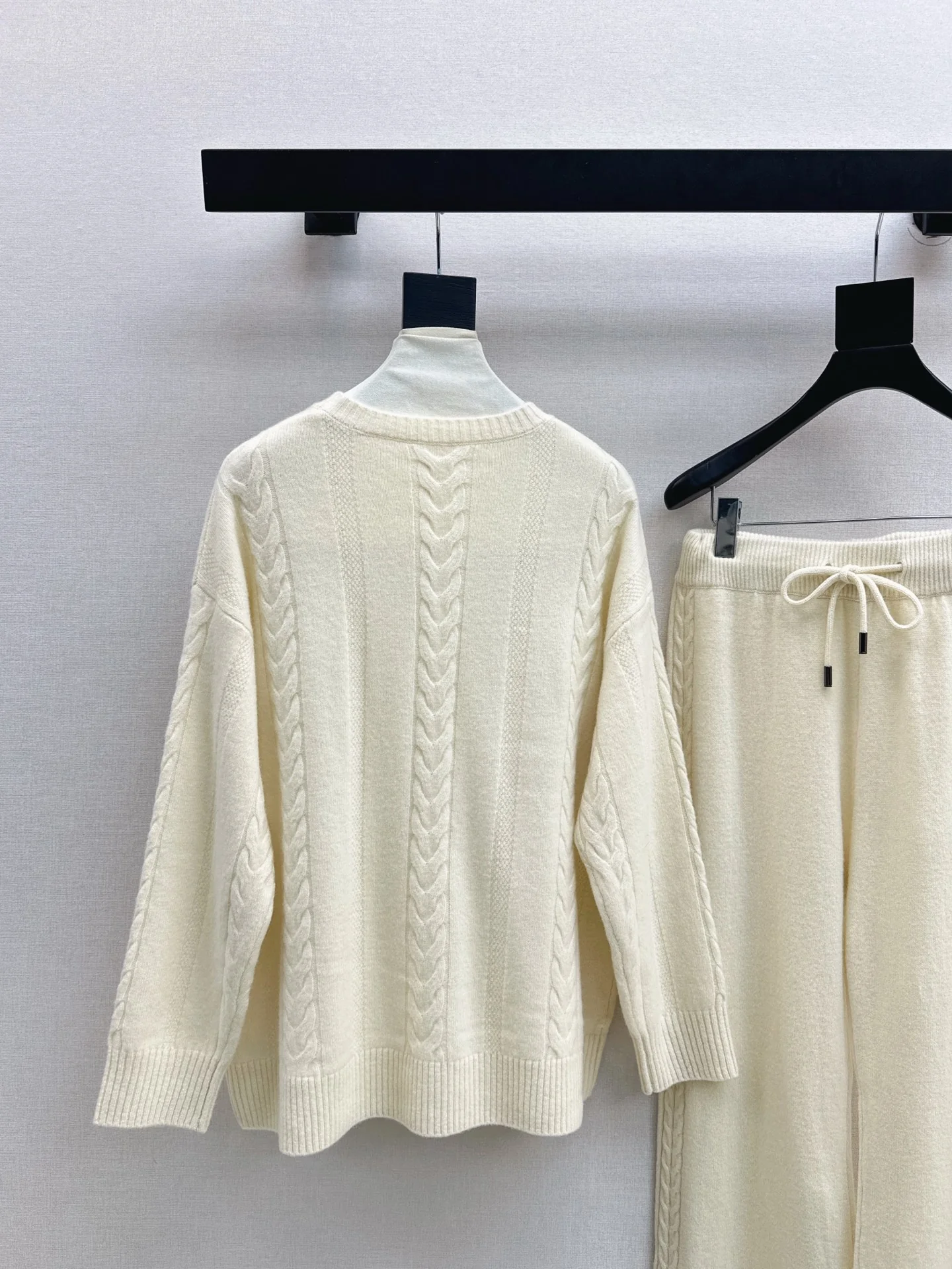 Max 26ss wool pullover sweater+wide-leg pant outfit set