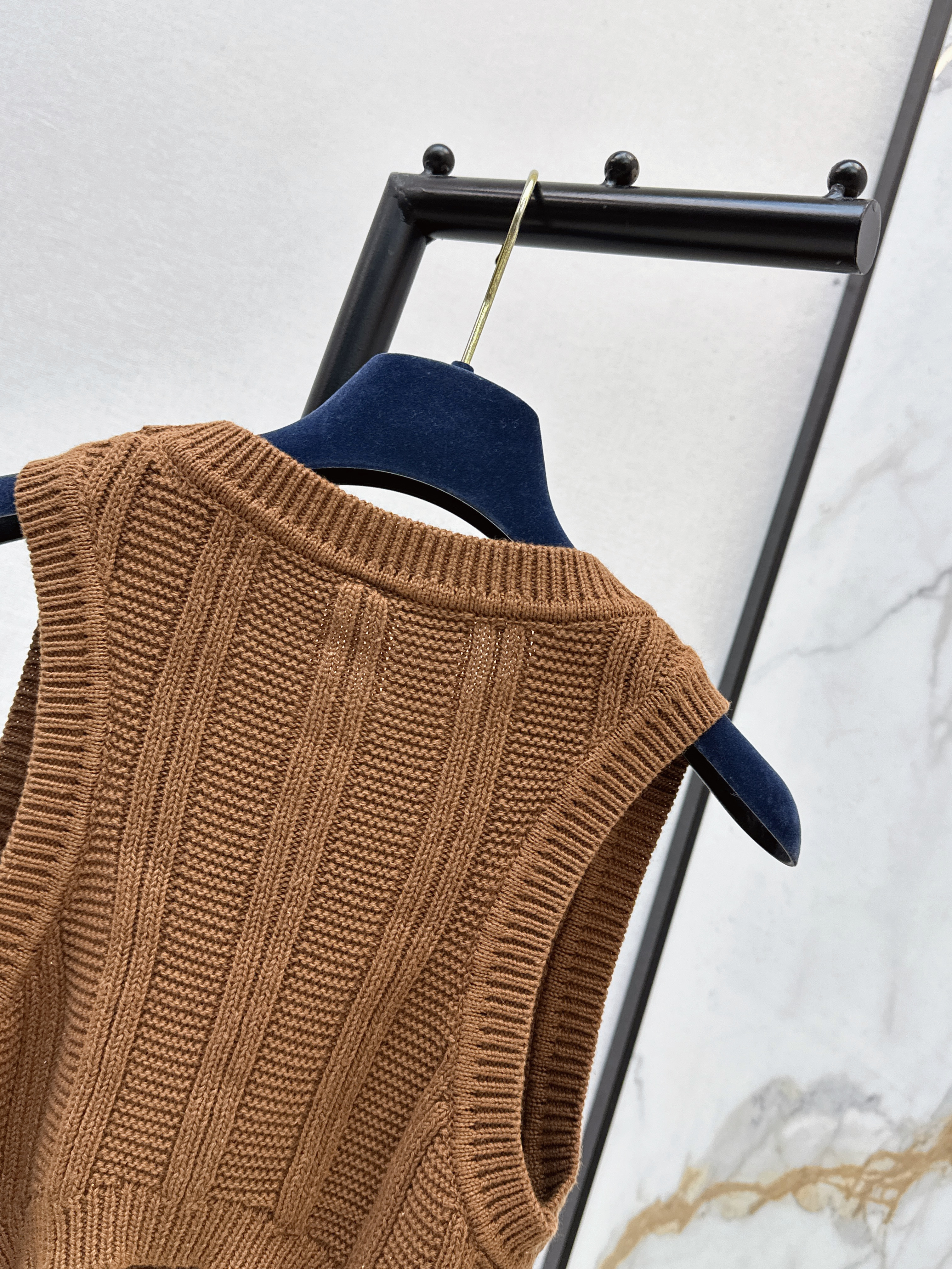Loui 26ss knit vest