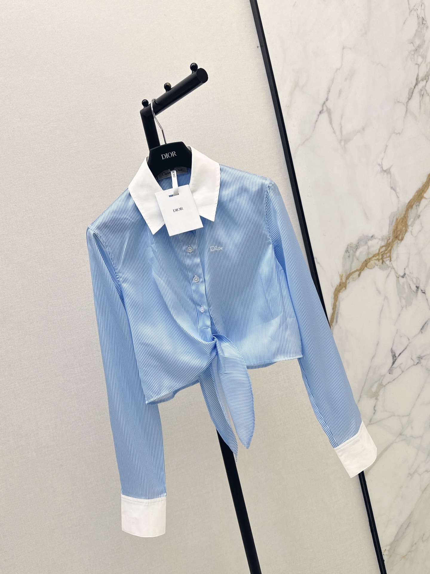CD 26ss striped tie-front cropped shirt