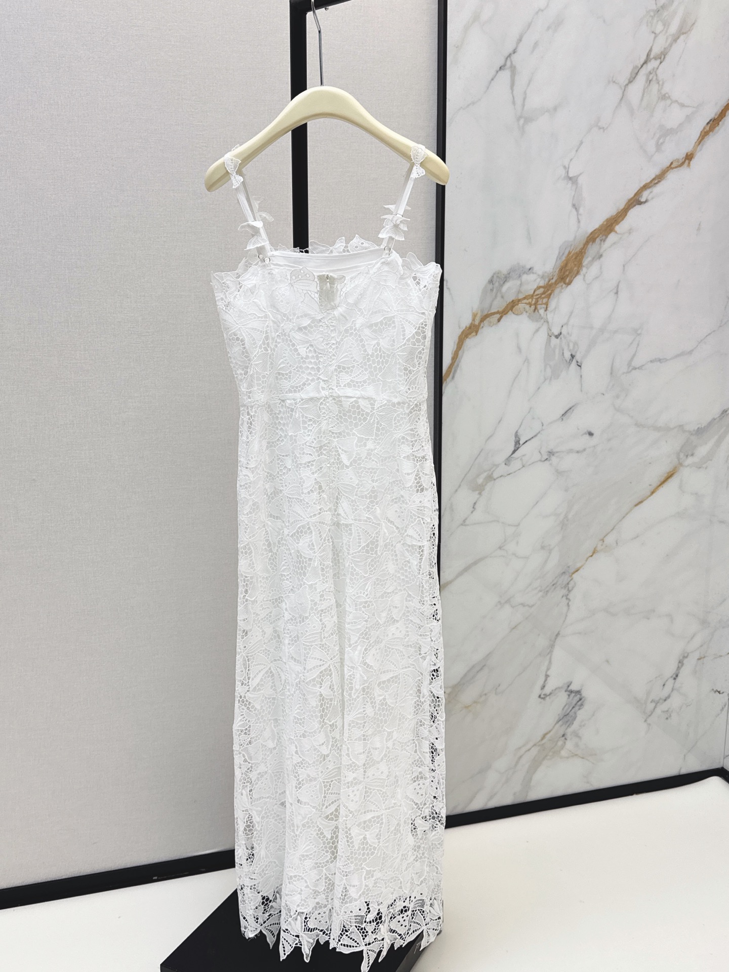 CD 26ss lace slip dress