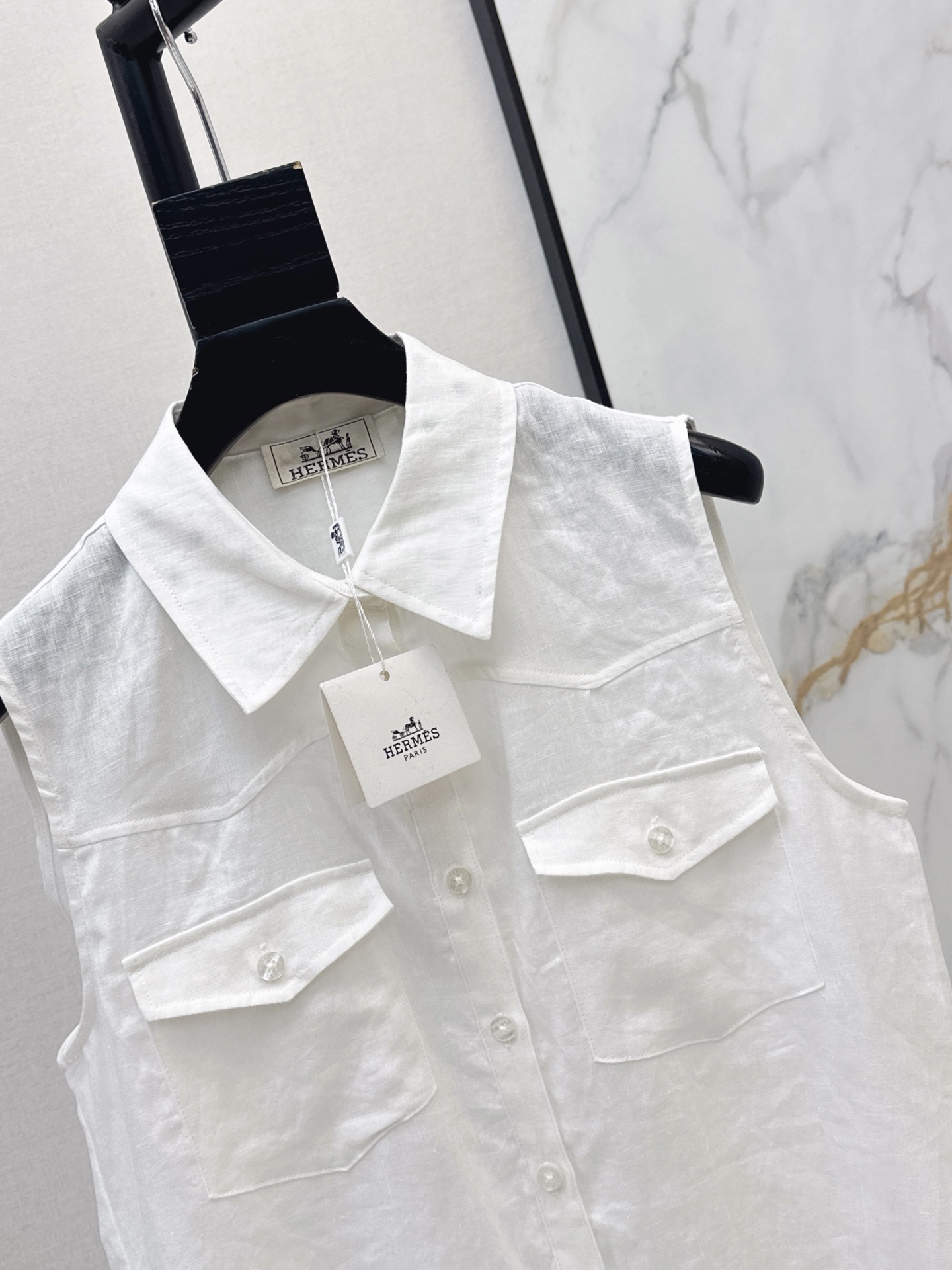 Her 26ss sleeveless shirt