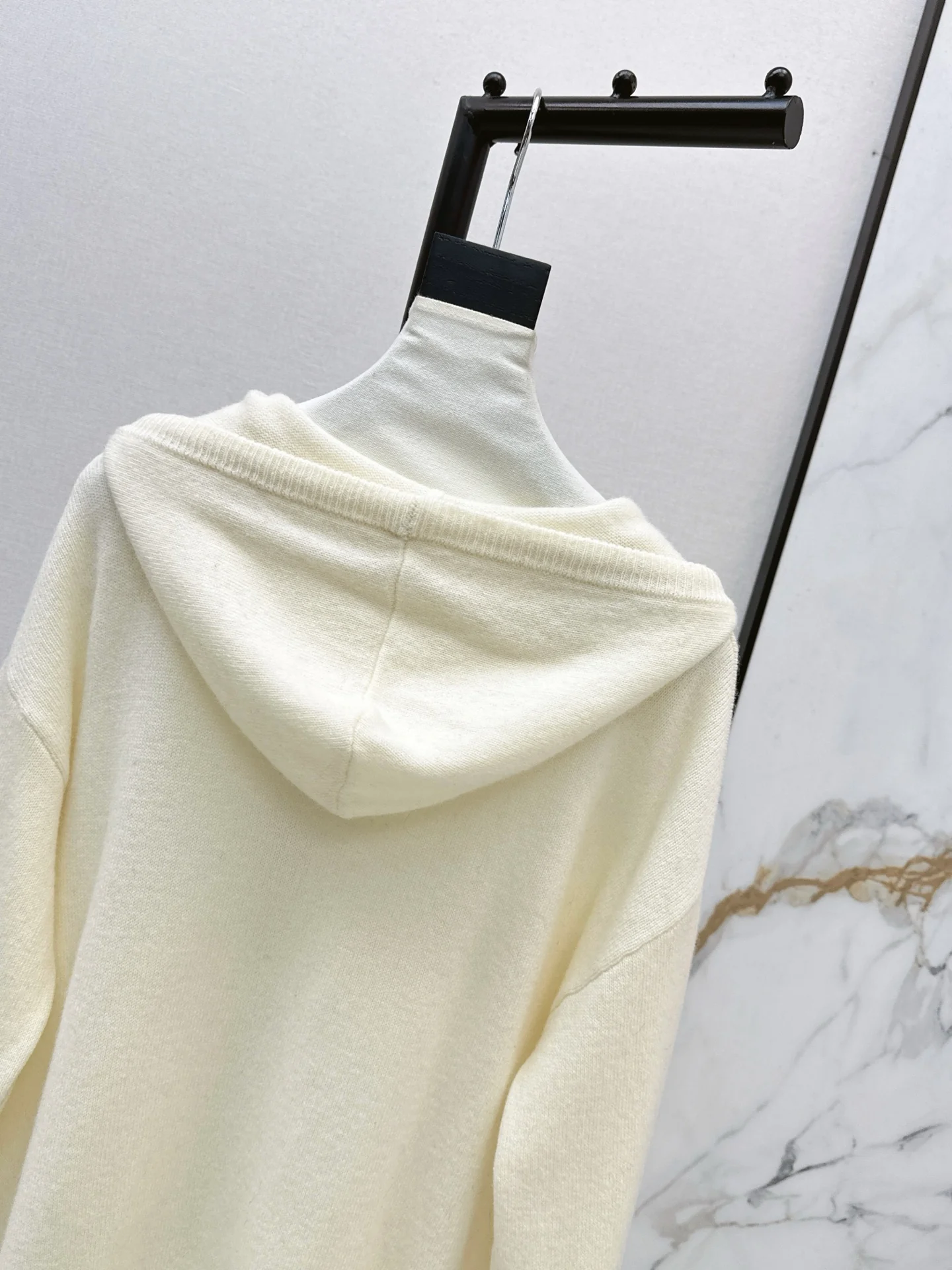 Max 26ss rhinestone hooded sweater