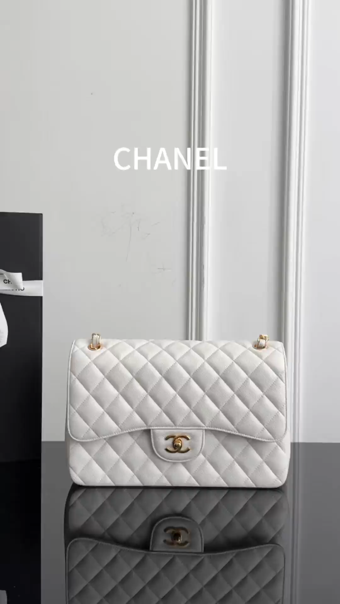 Chan cf30 chian shoulder bag