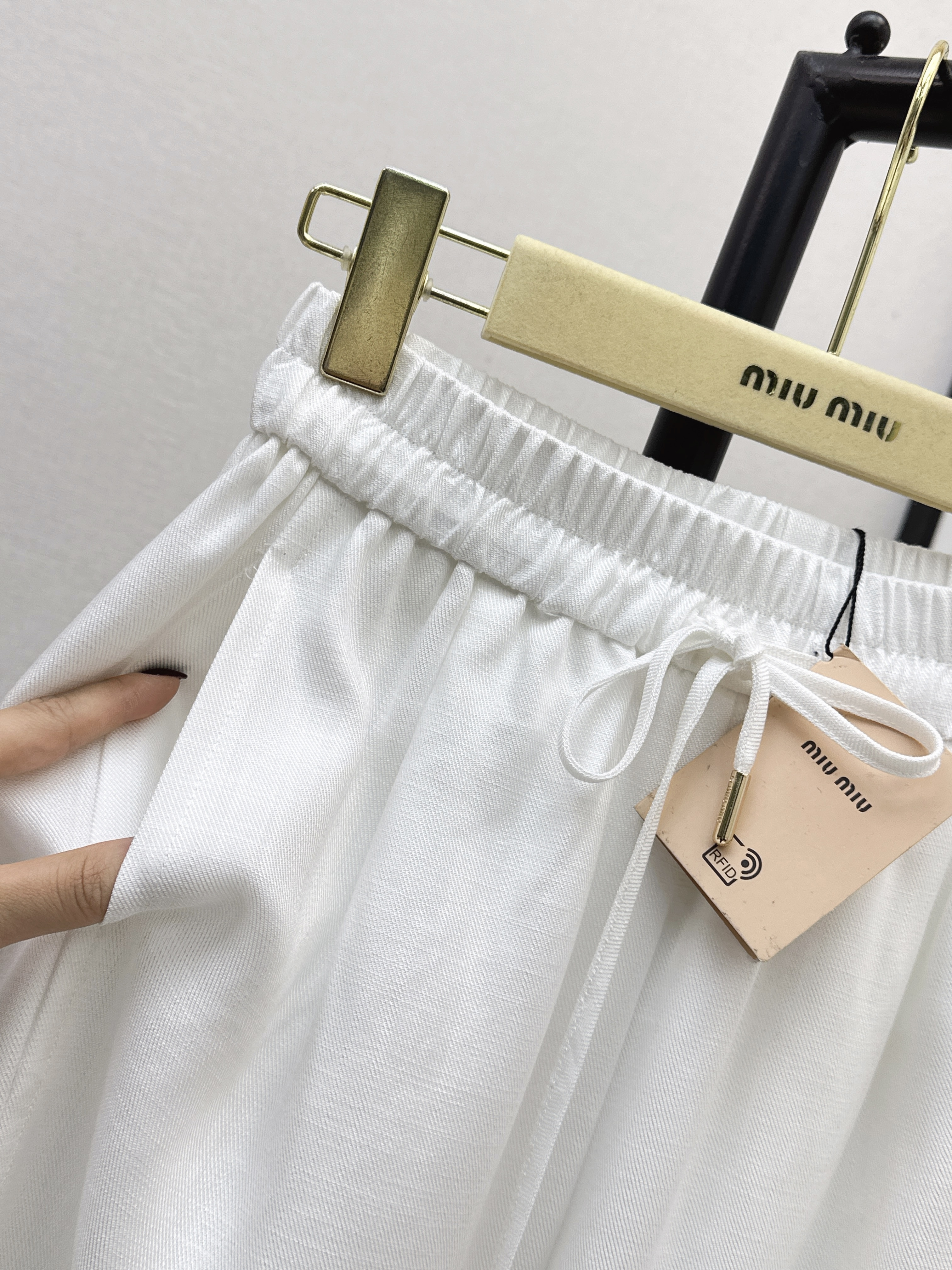 Miu 26ss wide-leg pants