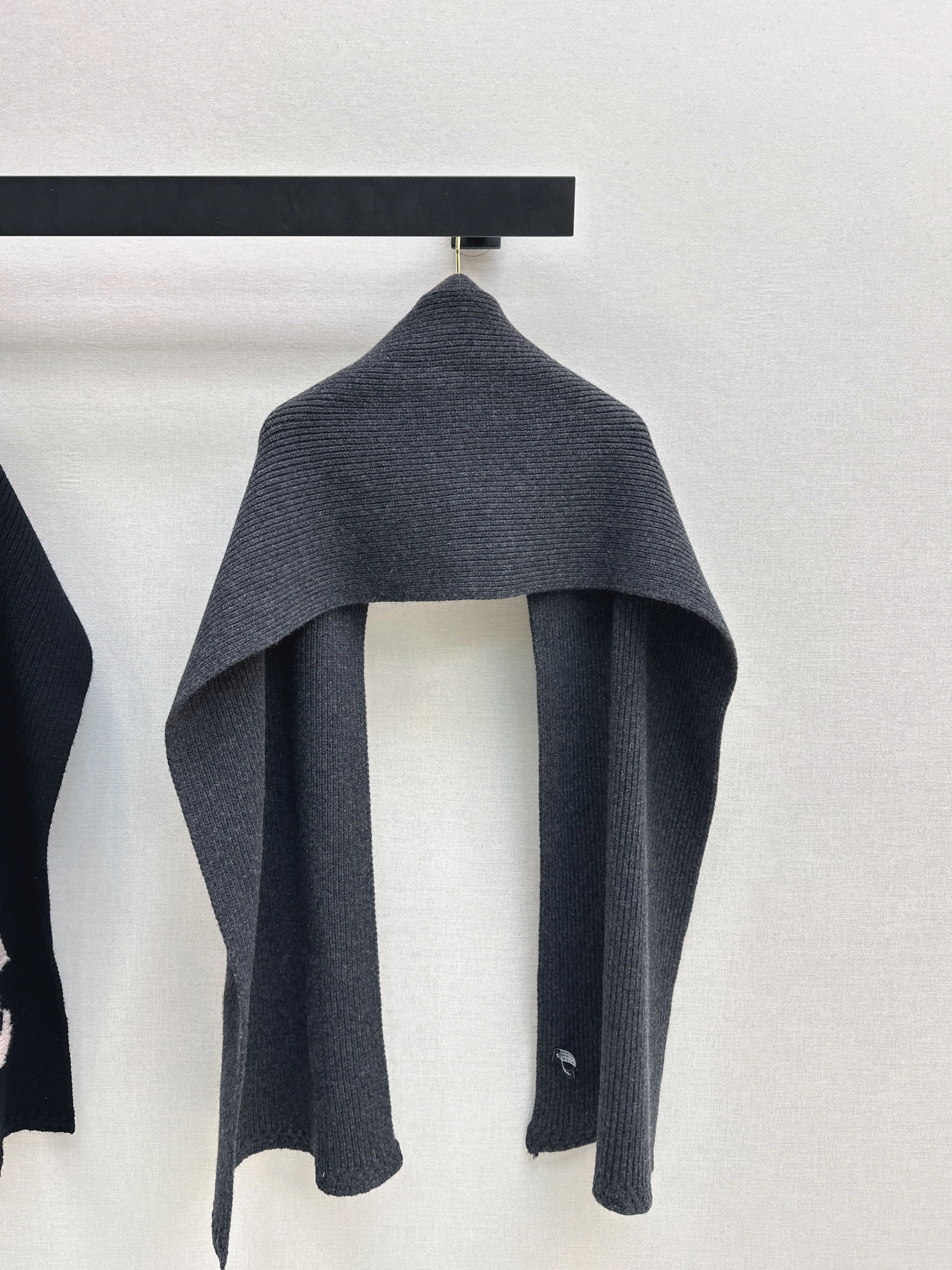 Chan 26ss cashmere scarf