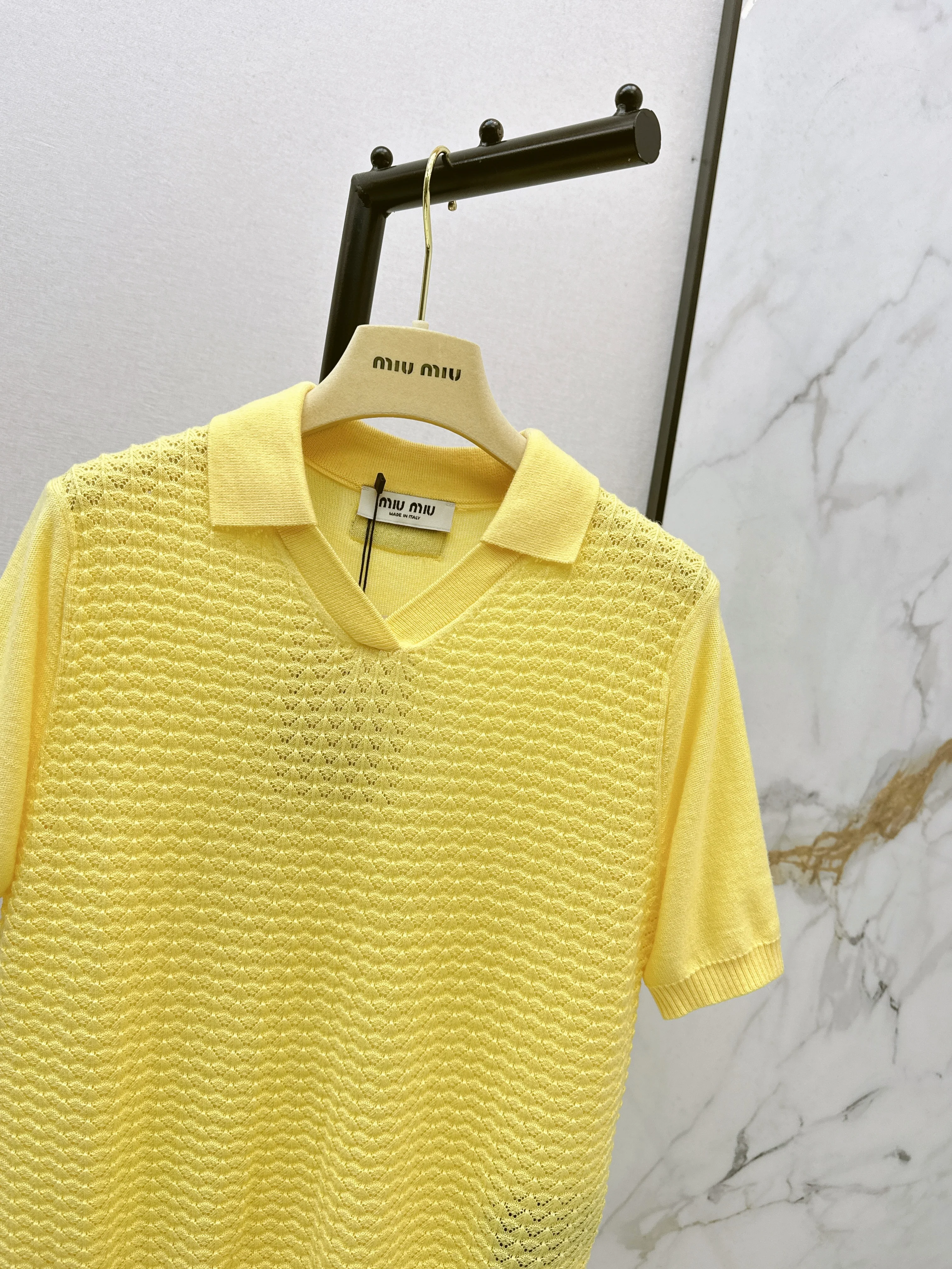 Miu 26ss polo knitted sweater