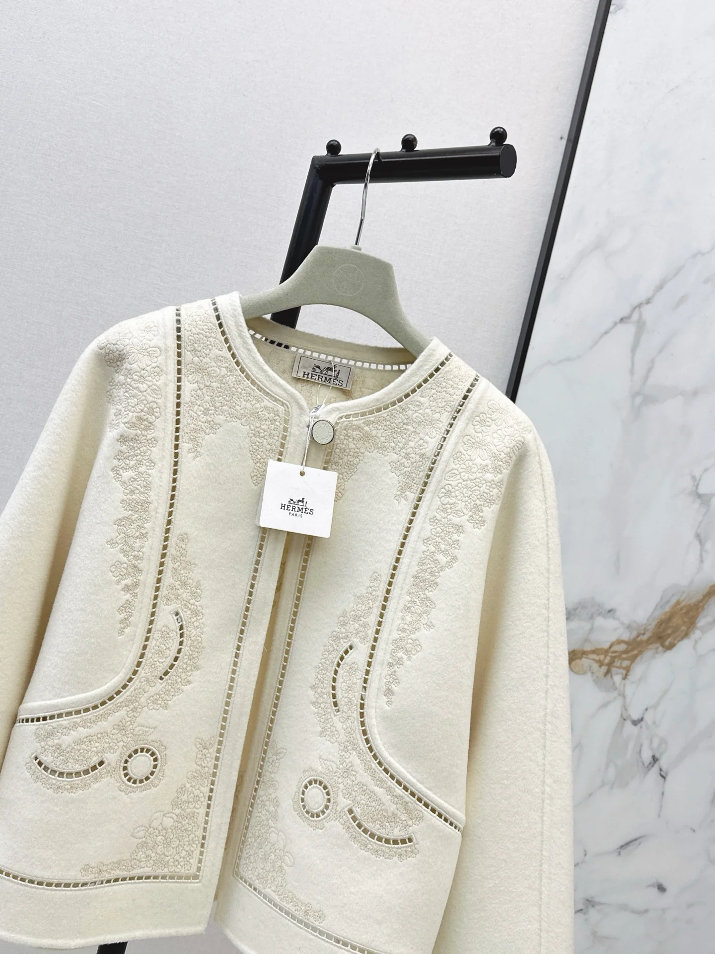 Herm 25fw embroidery jacket