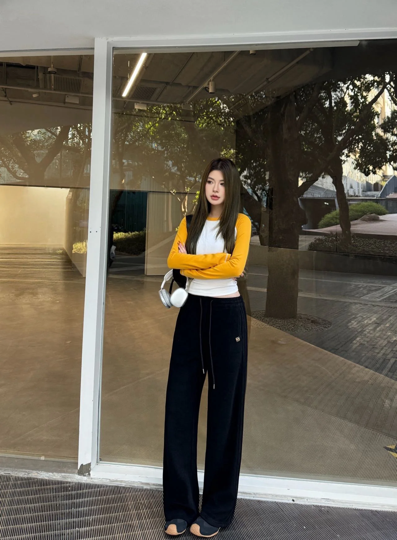 Loe 25fw wide pants