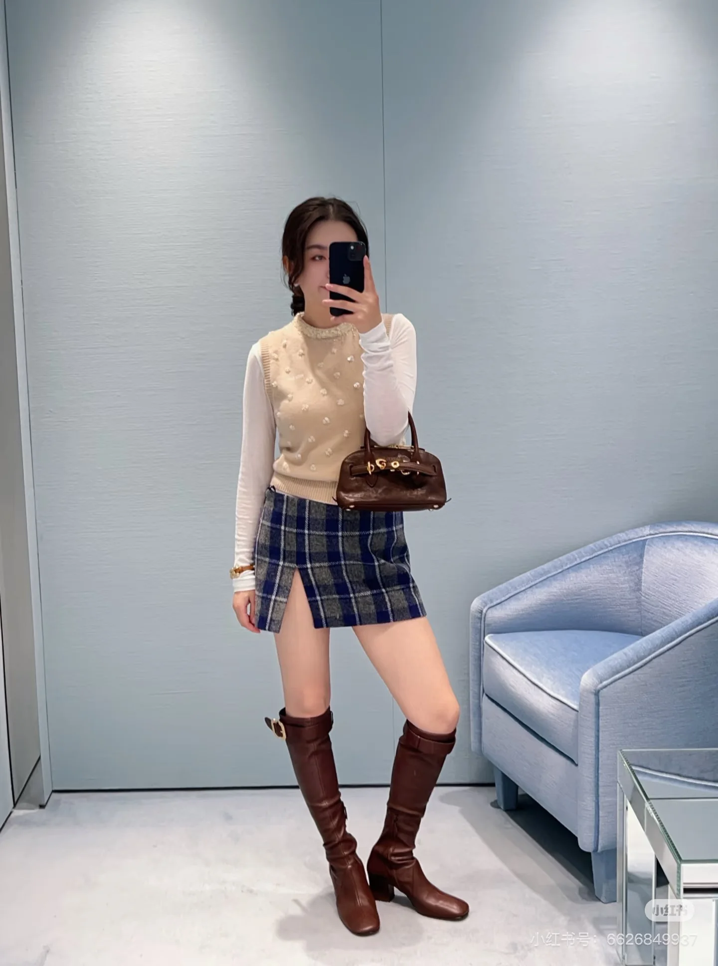 Miu 26ss beading flower vest