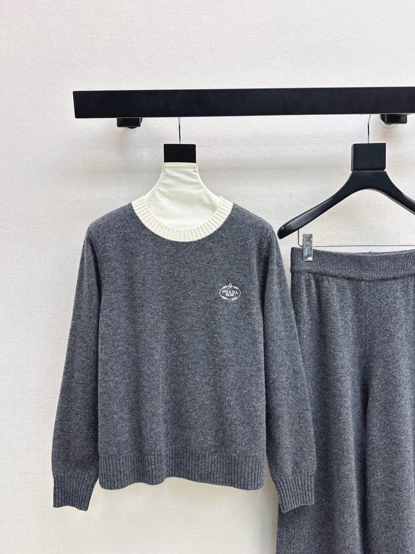 Prad 25fw wool sweater +wide-leg pants outfit set