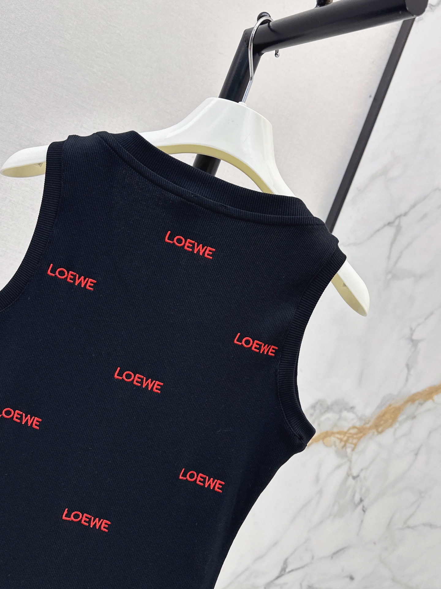 Loe 26ss embroidery vest