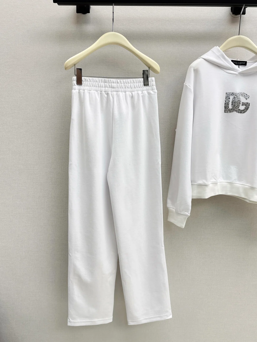 DG 25fw sweatsuit
