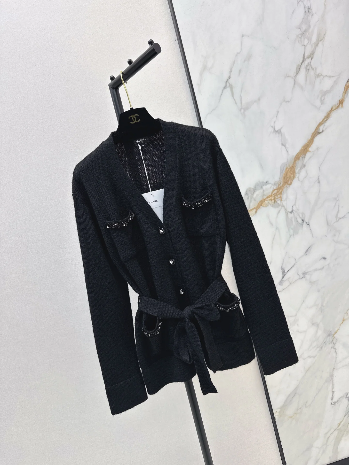 Chan 25fw v-neck cardigan