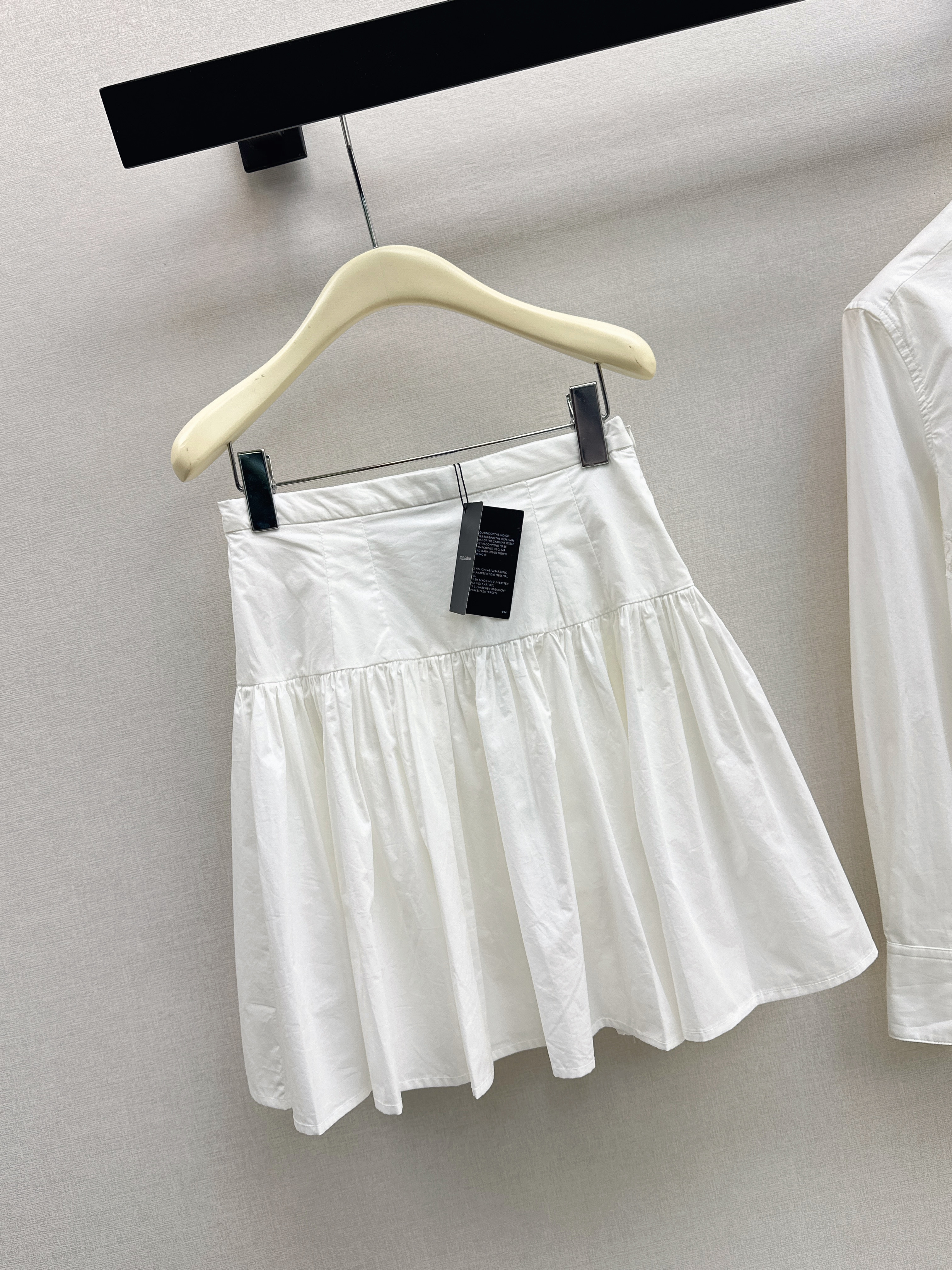 Dolc 26ss pleated skirt