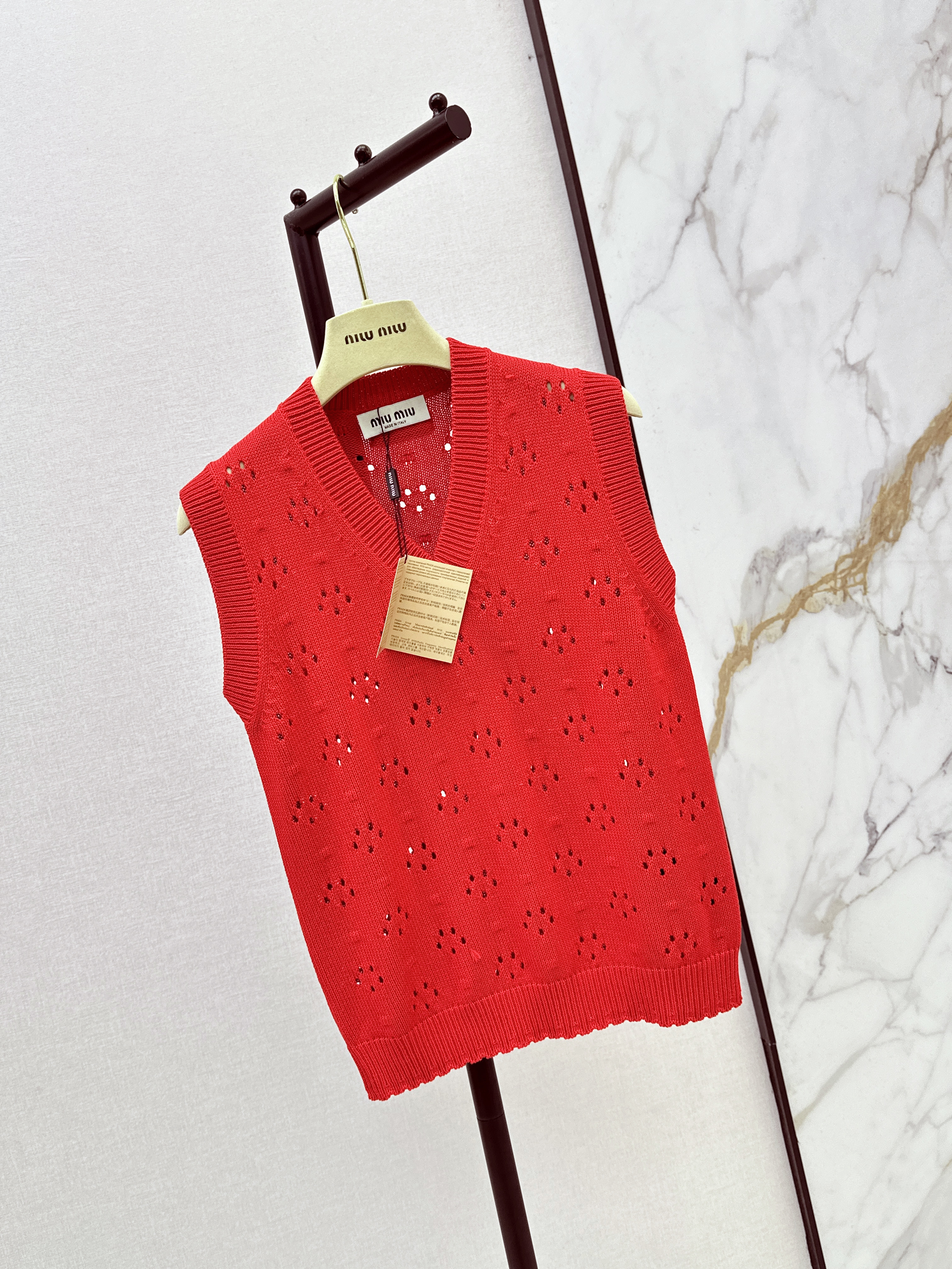 Miu 26ss hollow knit vest