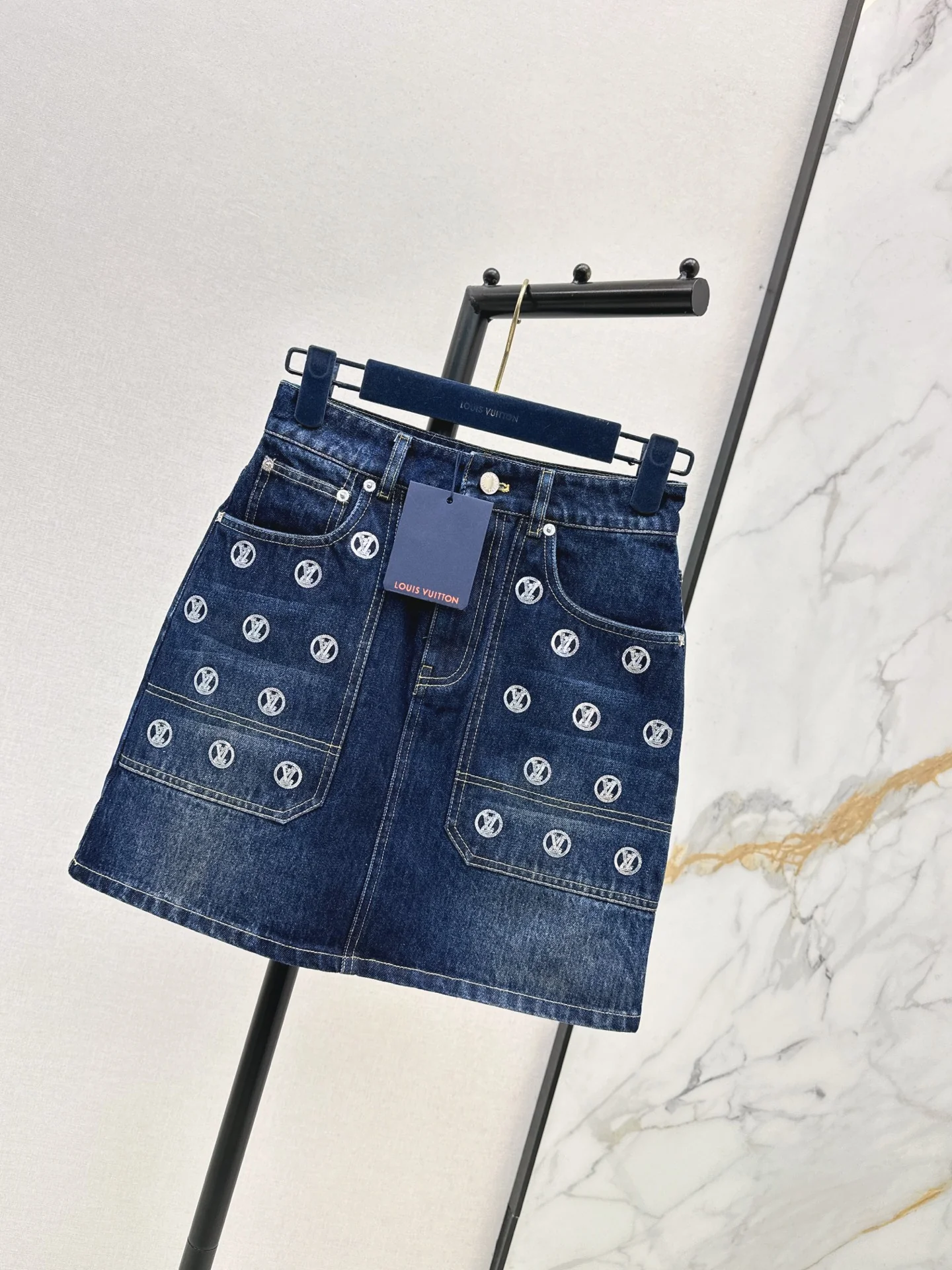 Louis 25fw embroidery denim skirts coin sequins