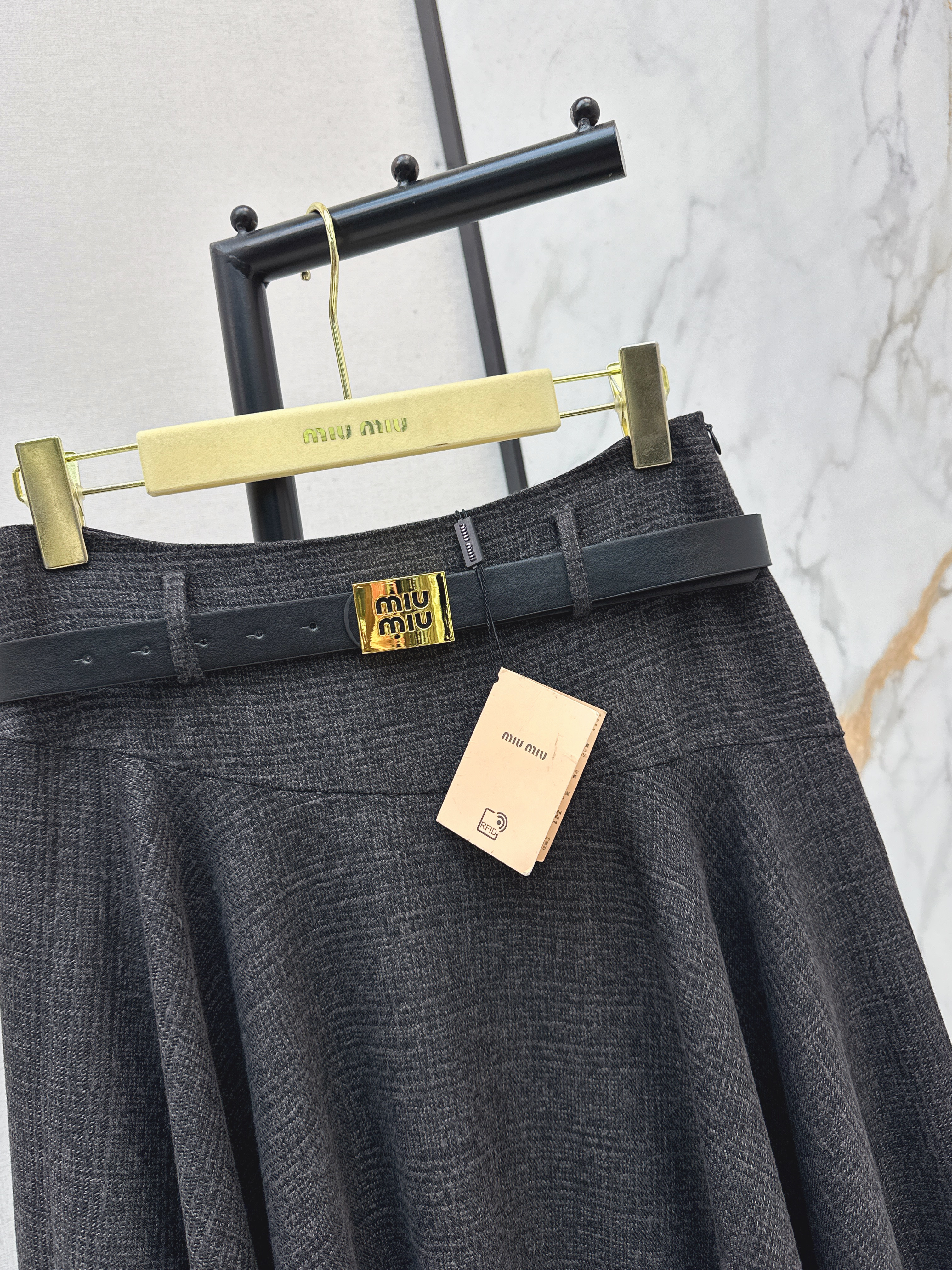 Miu 26ss irregular skirt